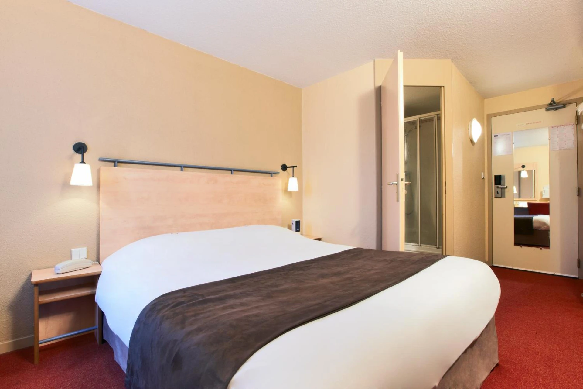 Magnifique chambre pour un séminaire d'entreprise à Kyriad Beauvais Sud - Beauvais