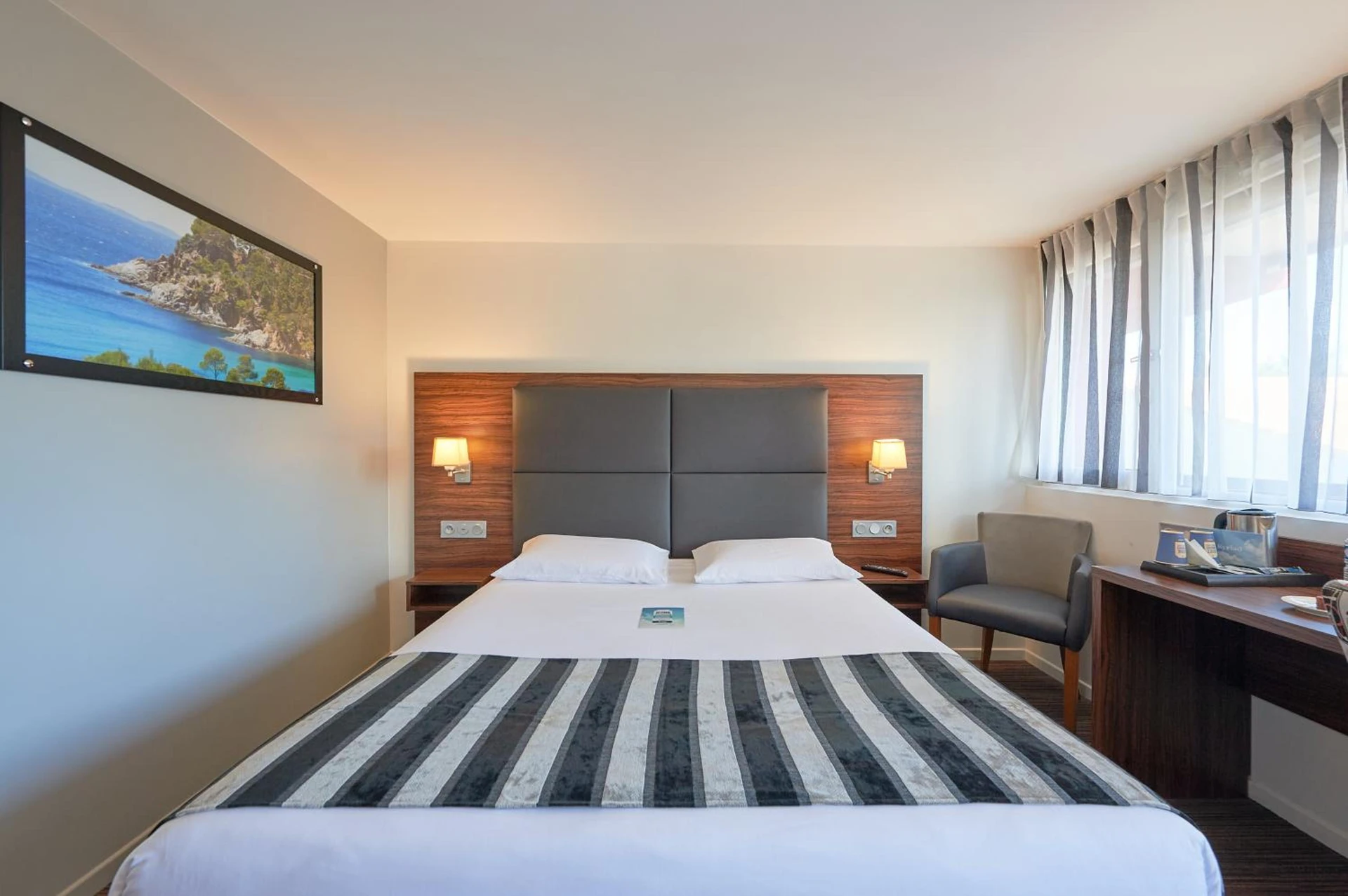 Chambre disponible pour un séminaire d'entreprise à Kyriad Bordeaux - Merignac Aéroport - Mérignac