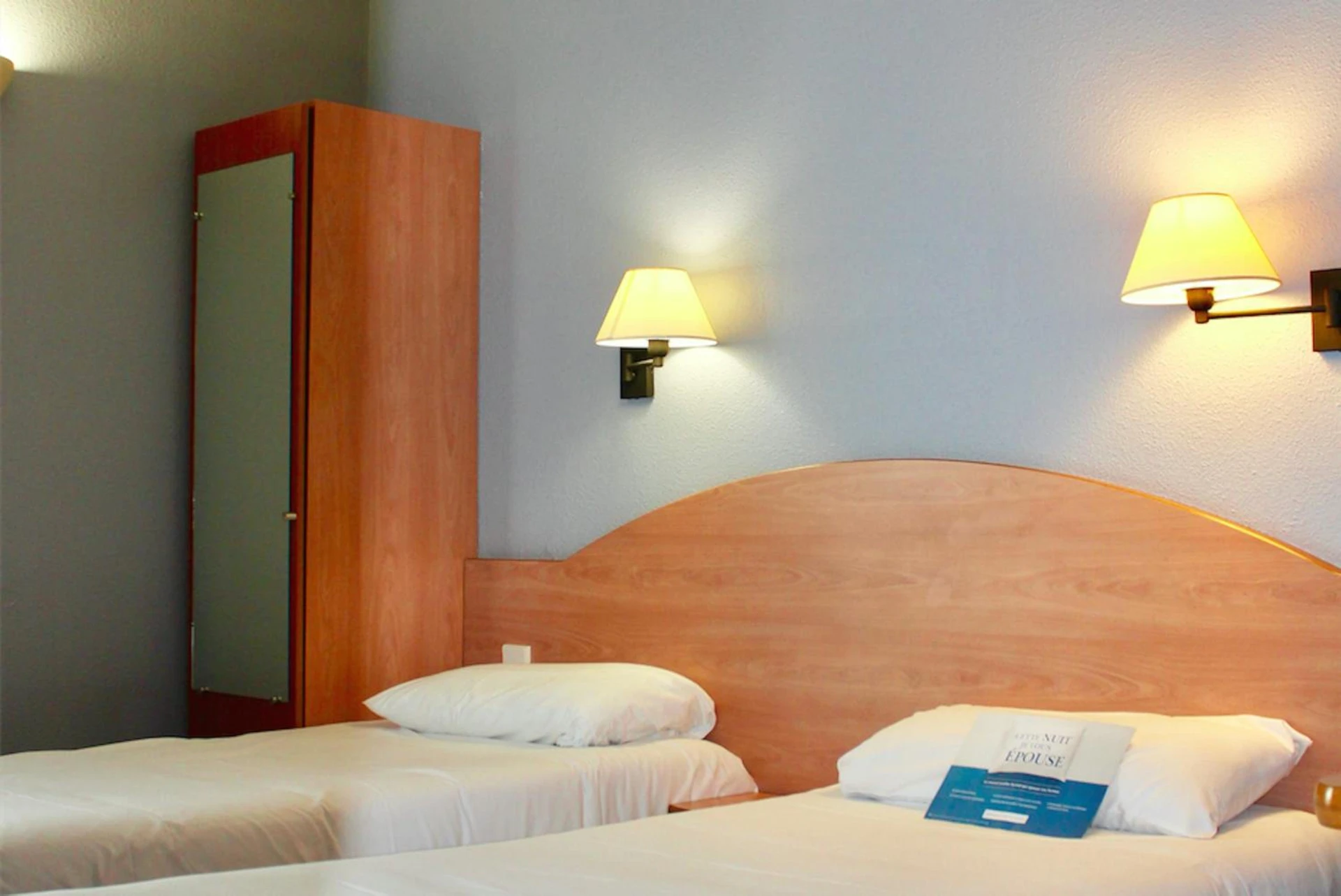 Magnifique chambre pour un séminaire d'entreprise à Kyriad Bourges Sud - Bourges