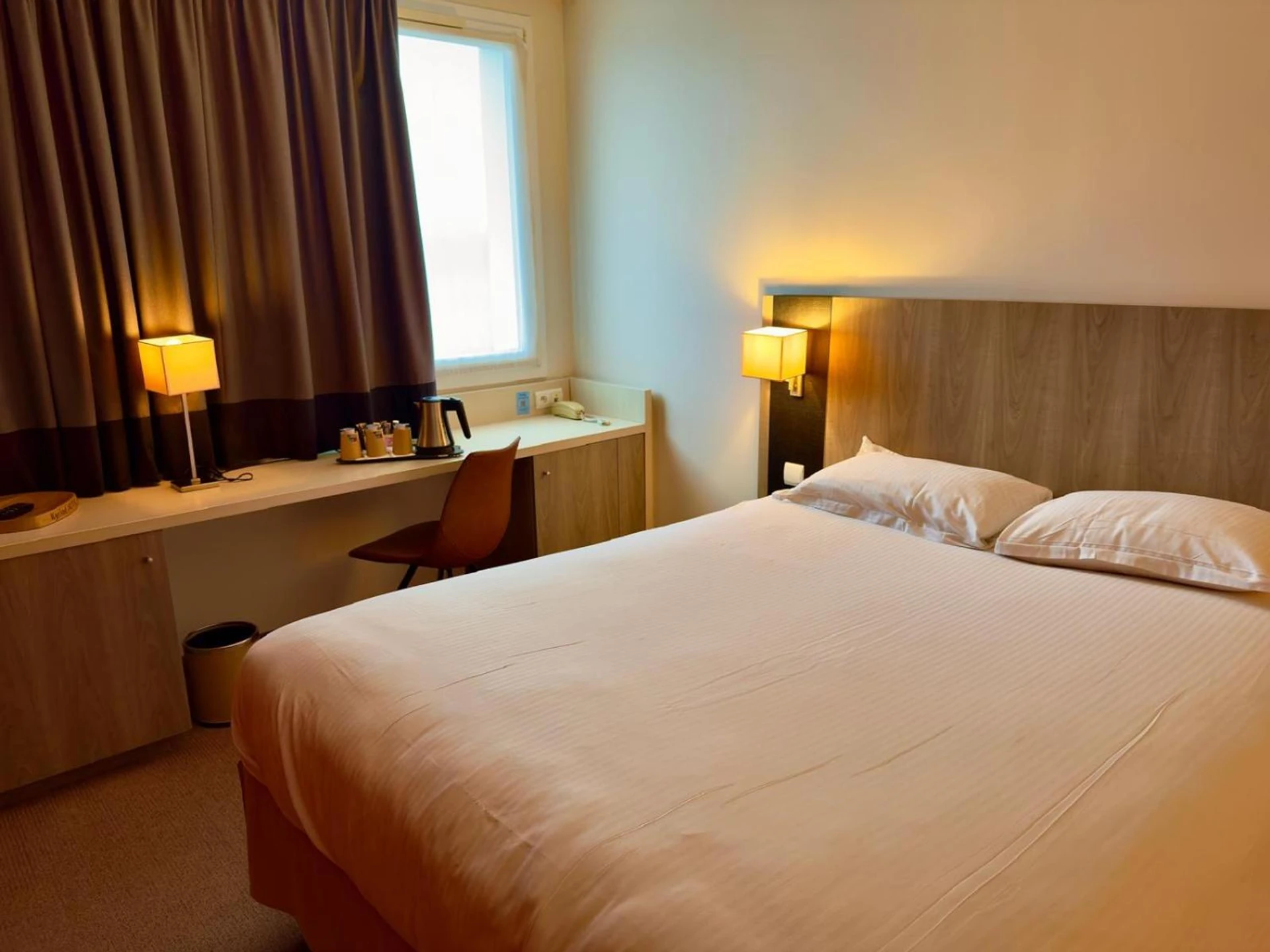 Chambre disponible pour un séminaire d'entreprise à Kyriad Chartres - Chartres