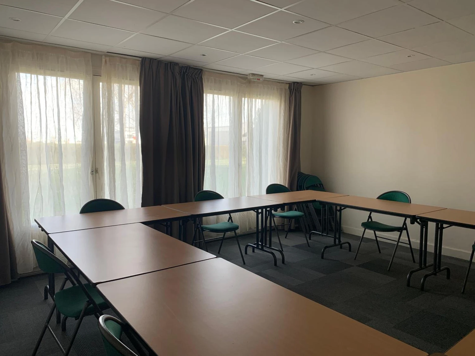 Organiser un séminaire d'entreprise : Kyriad Châteauroux - Saint-Maur à saint-maur
