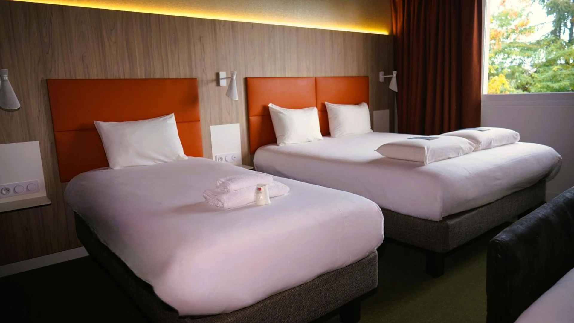 Magnifique chambre pour un séminaire d'entreprise à Kyriad Clermont Ferrand Nord - Riom - Riom
