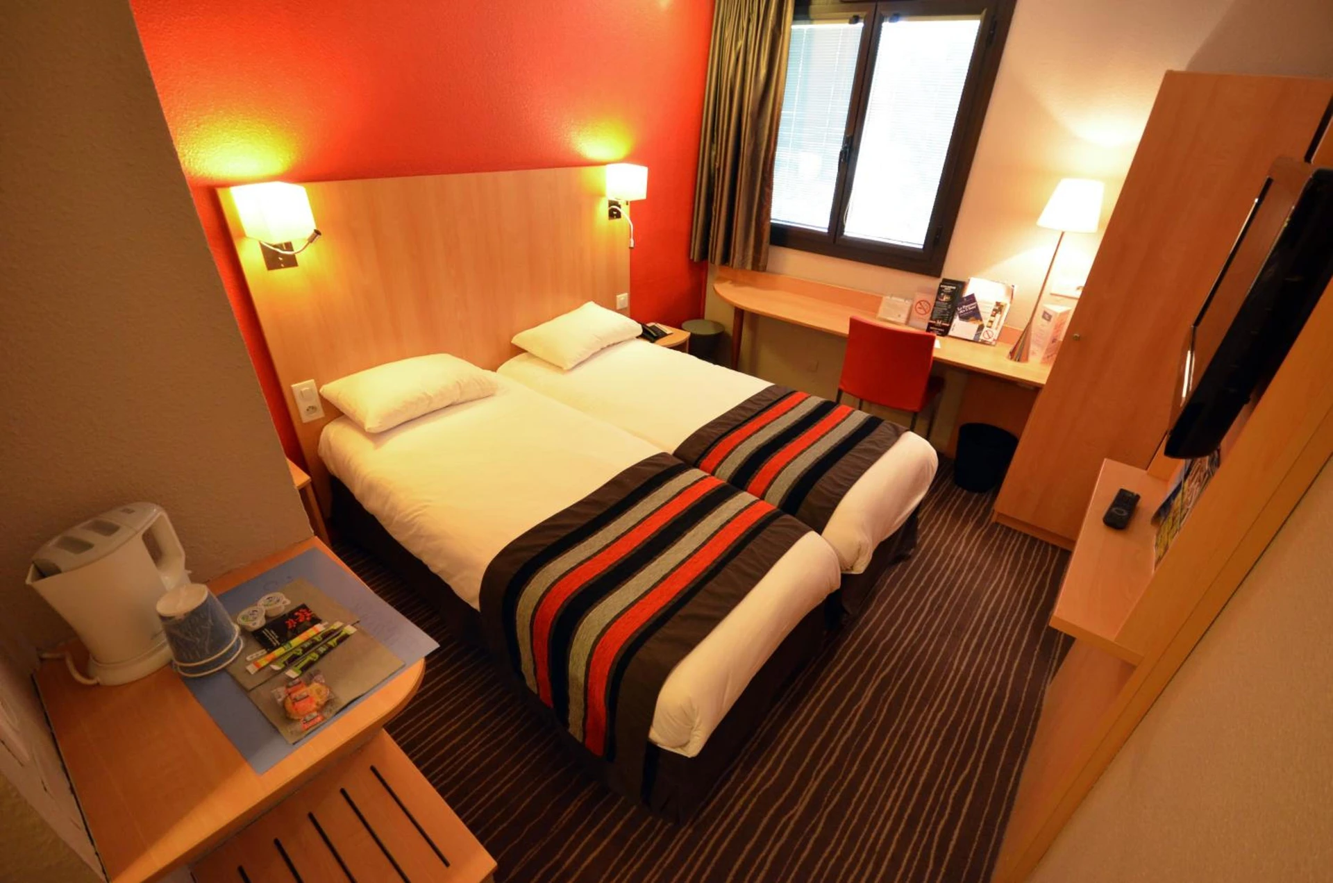 Chambre disponible pour un séminaire d'entreprise à Kyriad Dijon Est Mirande - Dijon