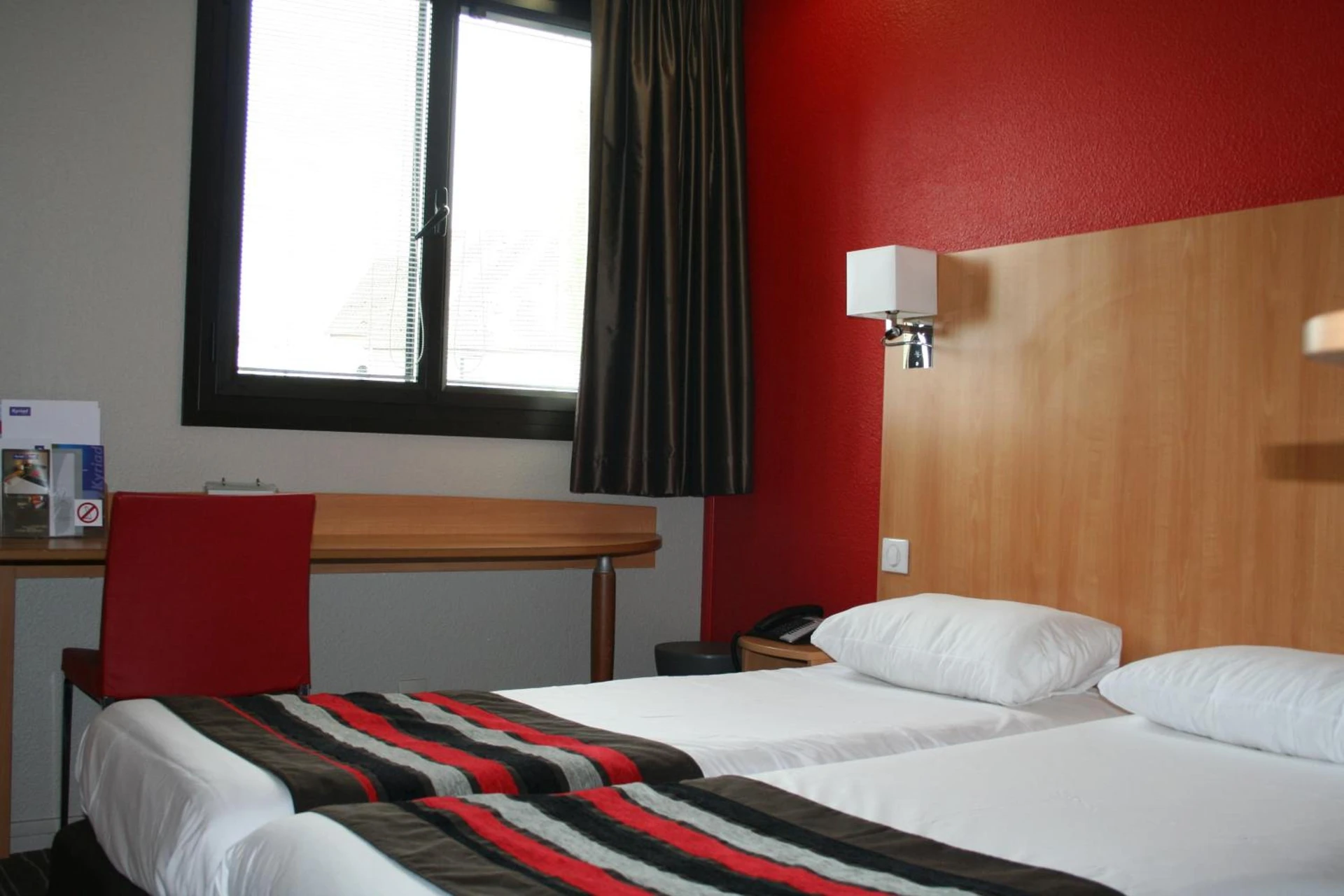 Magnifique chambre pour un séminaire d'entreprise à Kyriad Dijon Est Mirande - Dijon