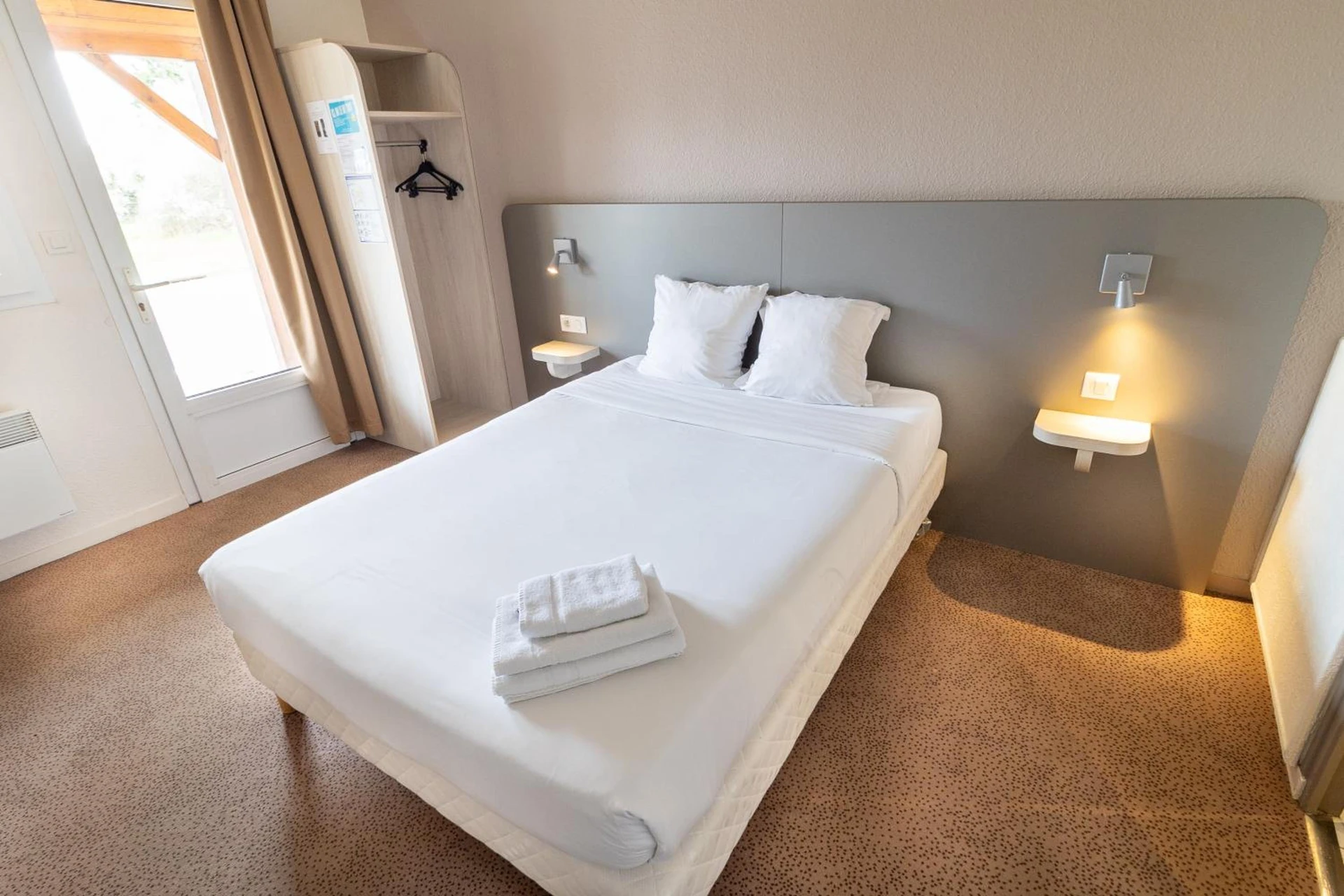 Chambre disponible pour un séminaire d'entreprise à Kyriad Direct Auxerre - Appoigny - Appoigny