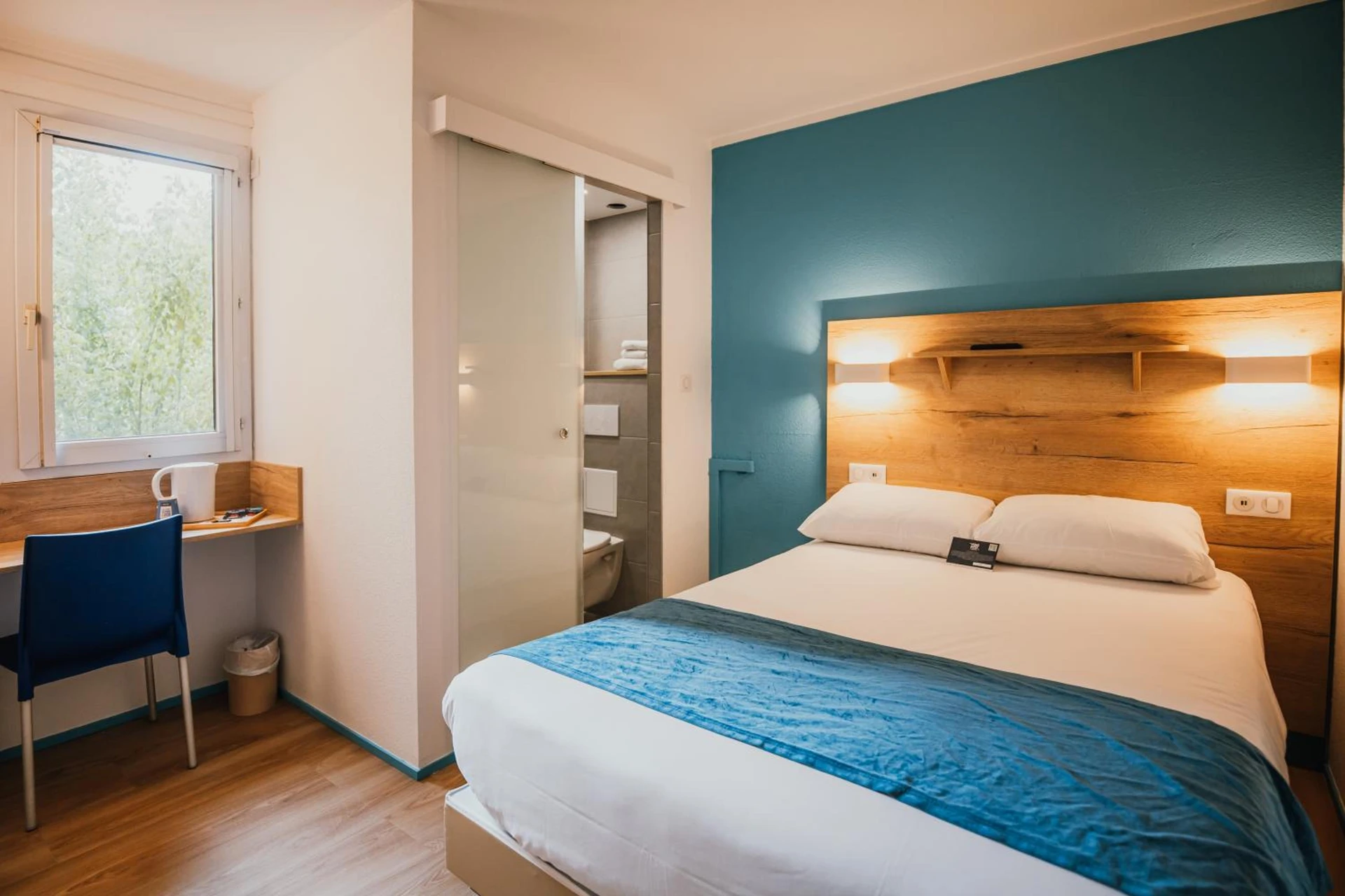 Magnifique chambre pour un séminaire d'entreprise à Kyriad Direct Bordeaux Est Lormont - Lormont