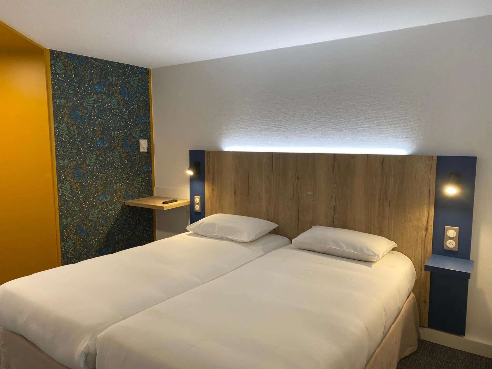 Magnifique chambre pour un séminaire d'entreprise à Kyriad Direct Chalon Sur Saone Nord - Champforgeuil