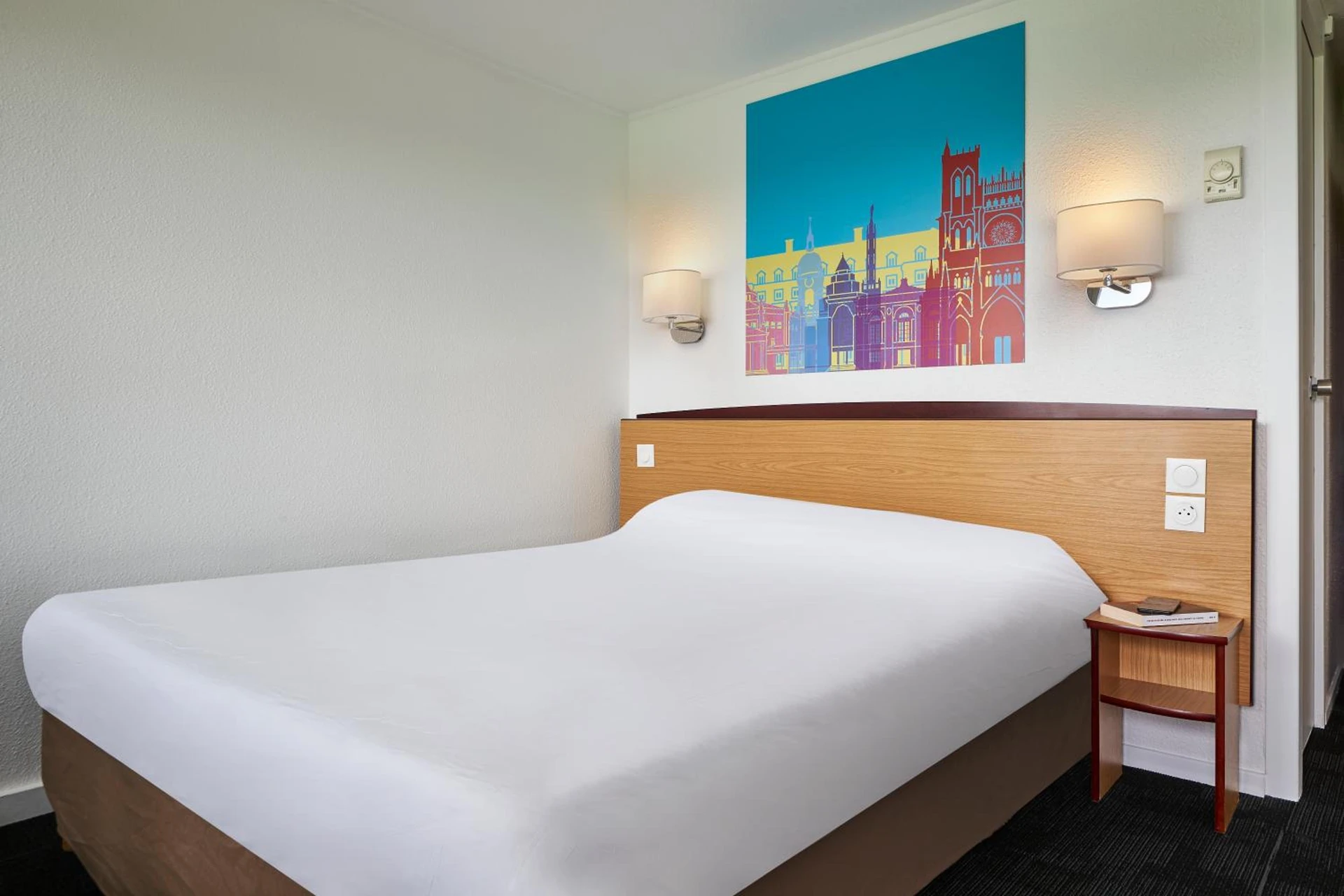Chambre disponible pour un séminaire d'entreprise à Kyriad Direct Epinal - Épinal