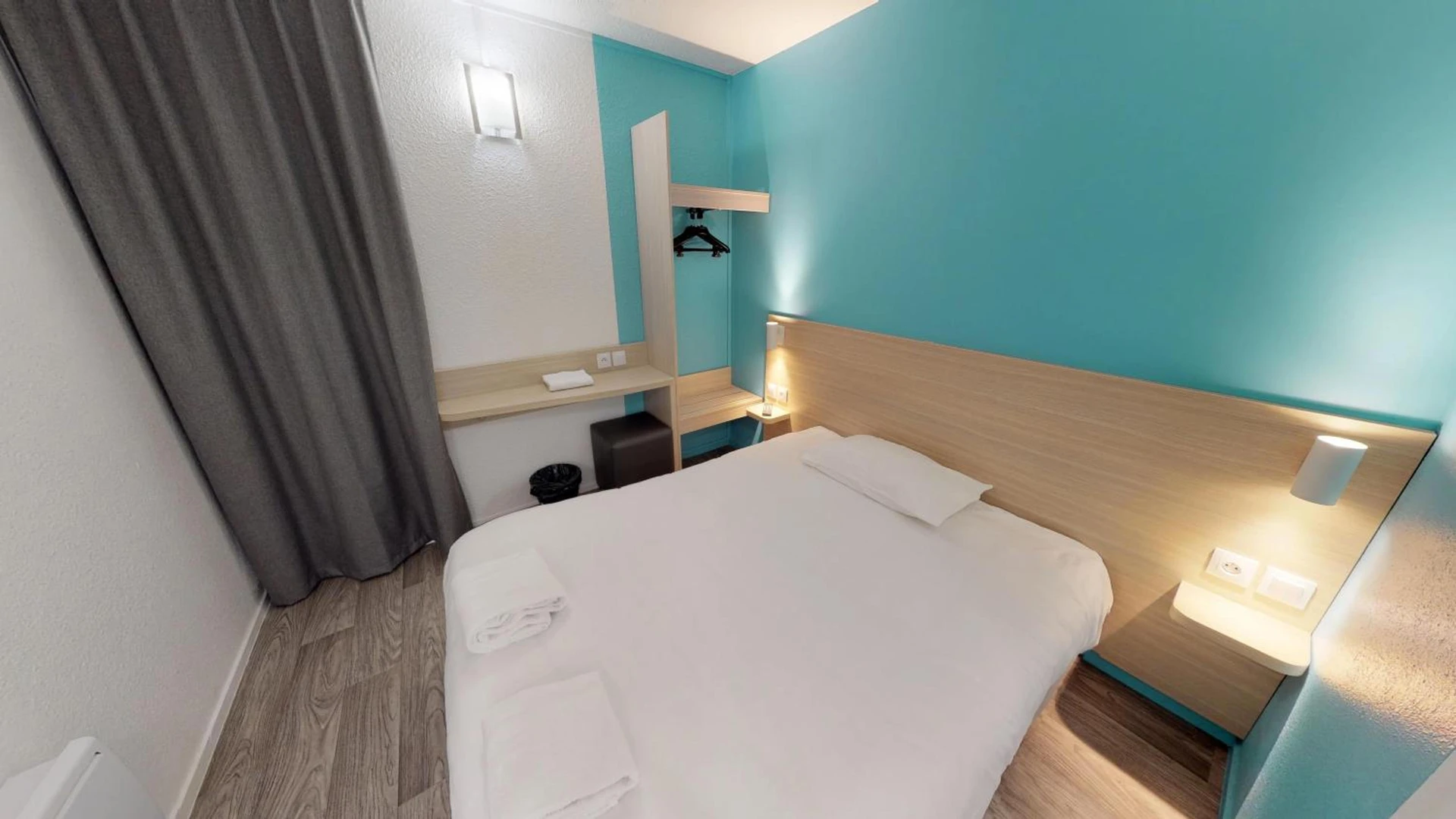 Chambre disponible pour un séminaire d'entreprise à Hôtel du stade ex Kyriad Direct Lille Est Stade Pierre Mauroy - Villeneuve-d'Ascq