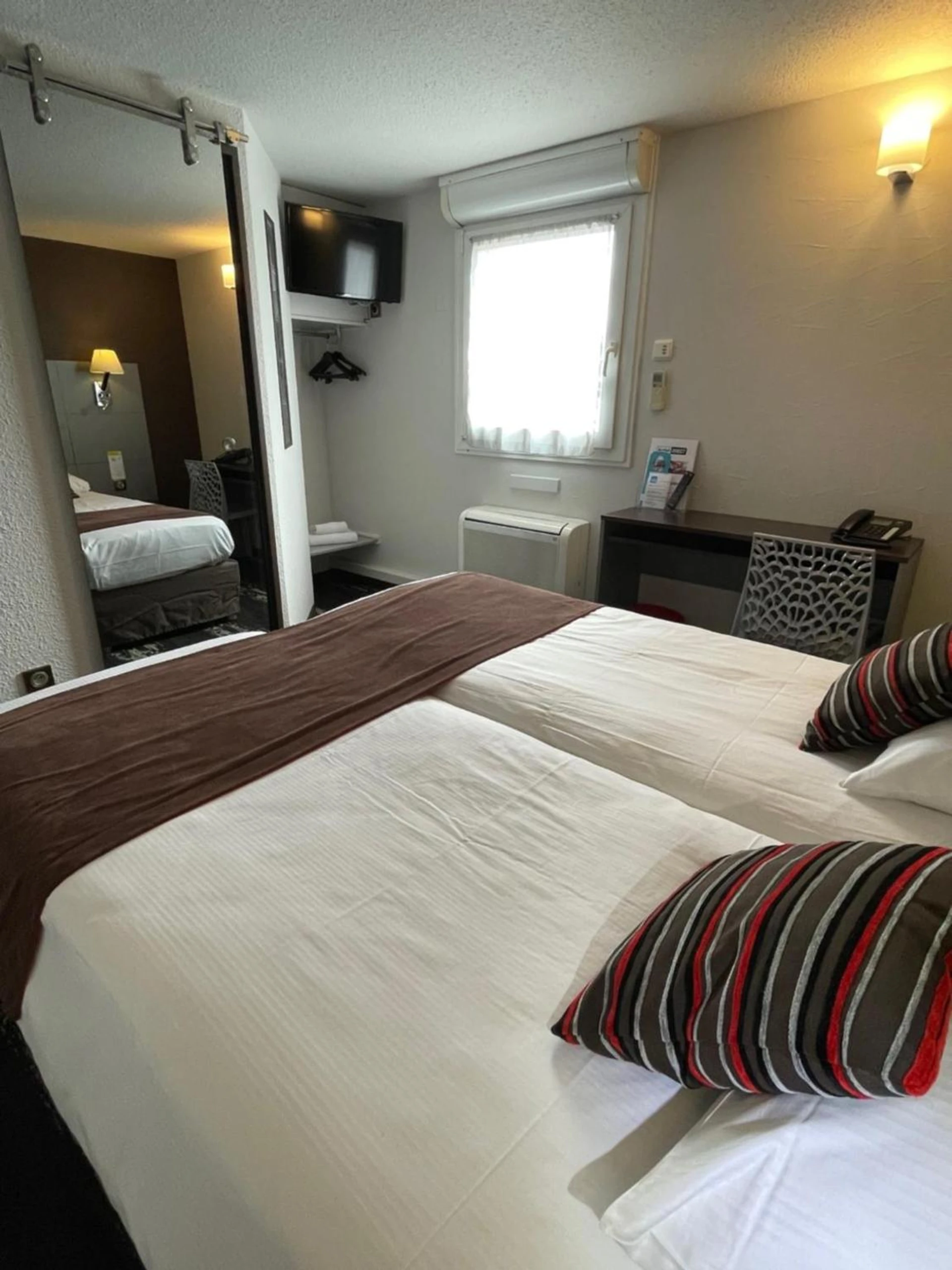 Chambre disponible pour un séminaire d'entreprise à Kyriad Direct Limoges Nord - Limoges