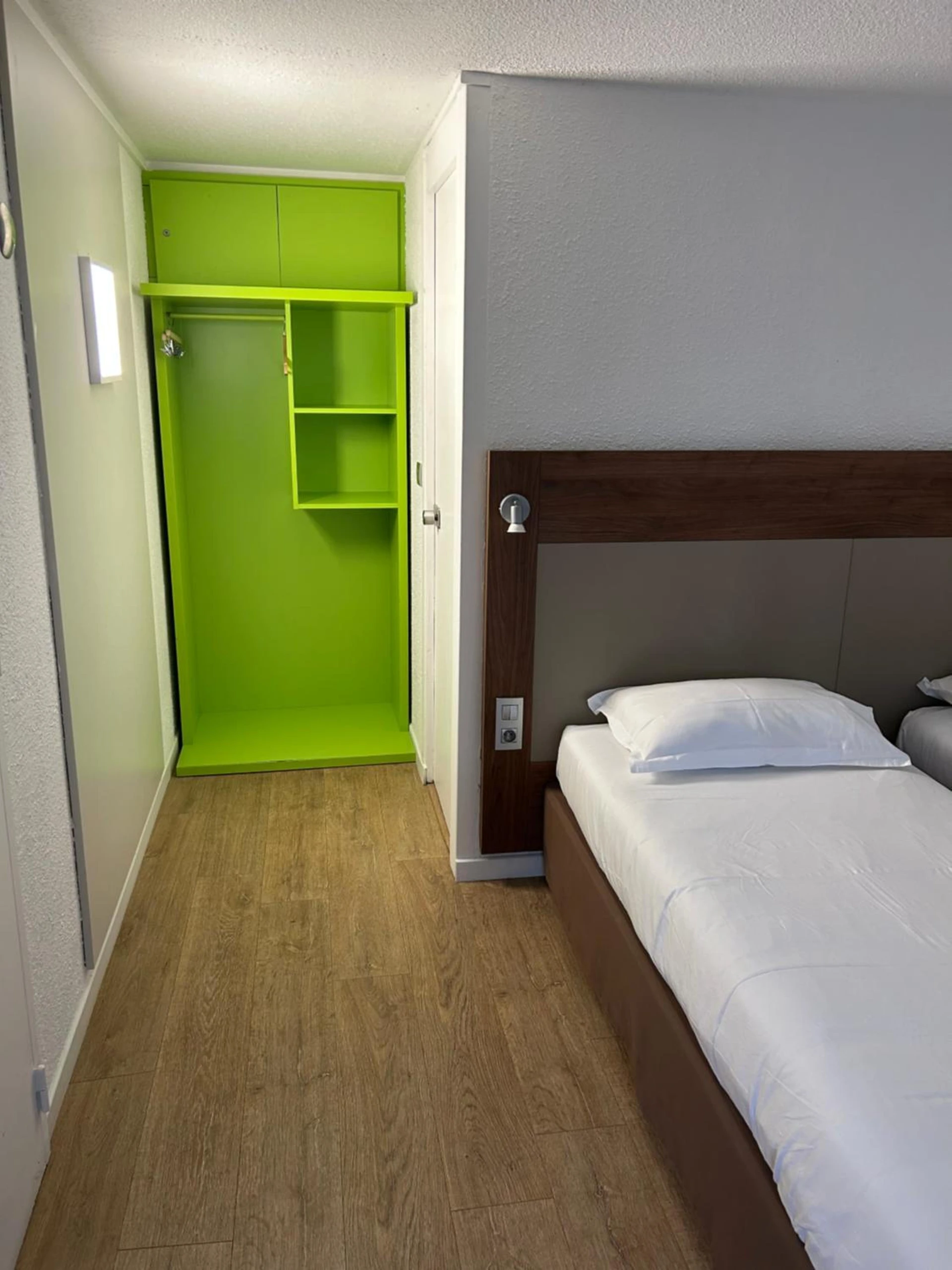 Magnifique chambre pour un séminaire d'entreprise à Kyriad Direct Metz Nord – Woippy - Woippy
