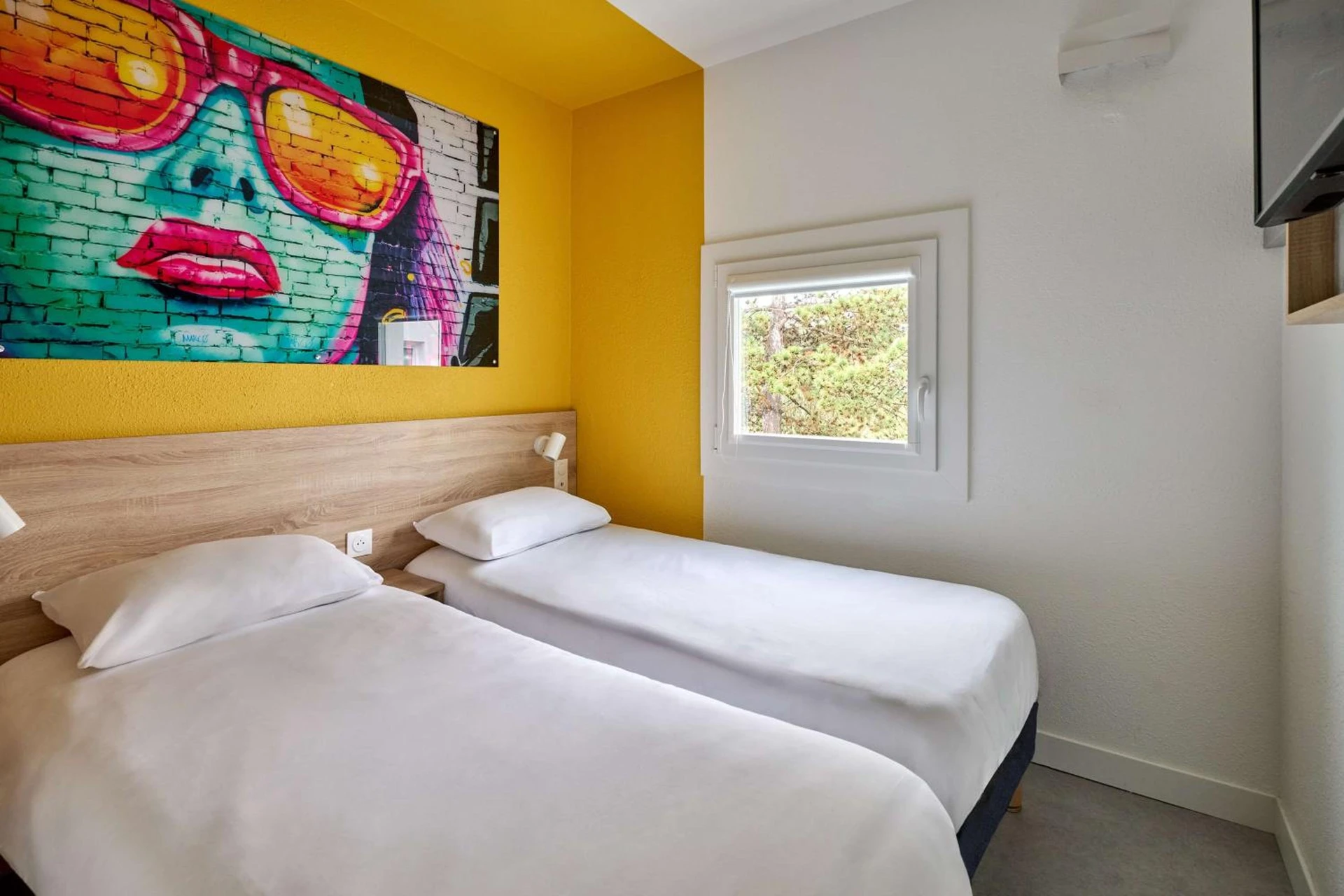 Chambre disponible pour un séminaire d'entreprise à Kyriad Direct Narbonne Sud - Narbonne