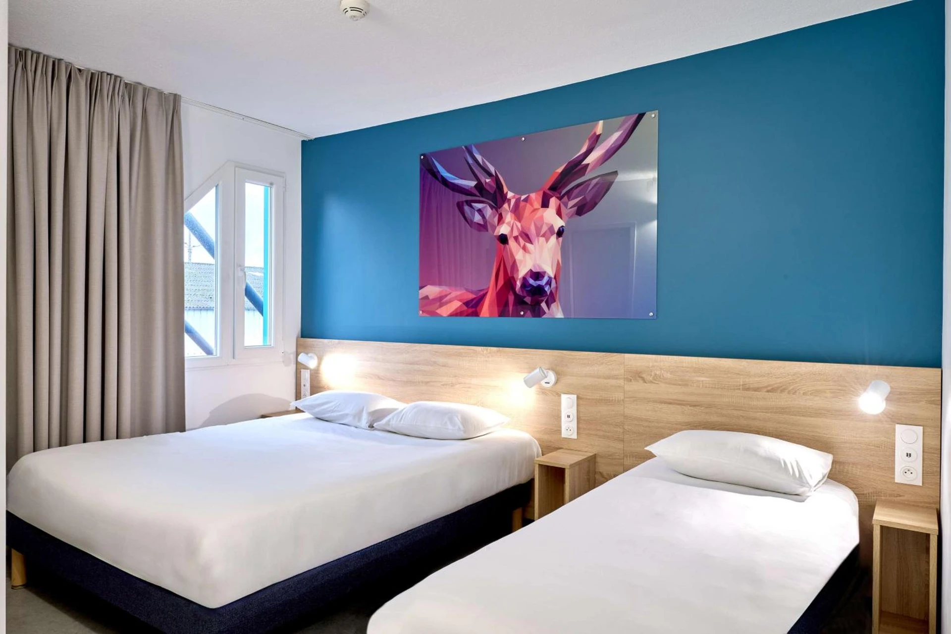Magnifique chambre pour un séminaire d'entreprise à Kyriad Direct Narbonne Sud - Narbonne