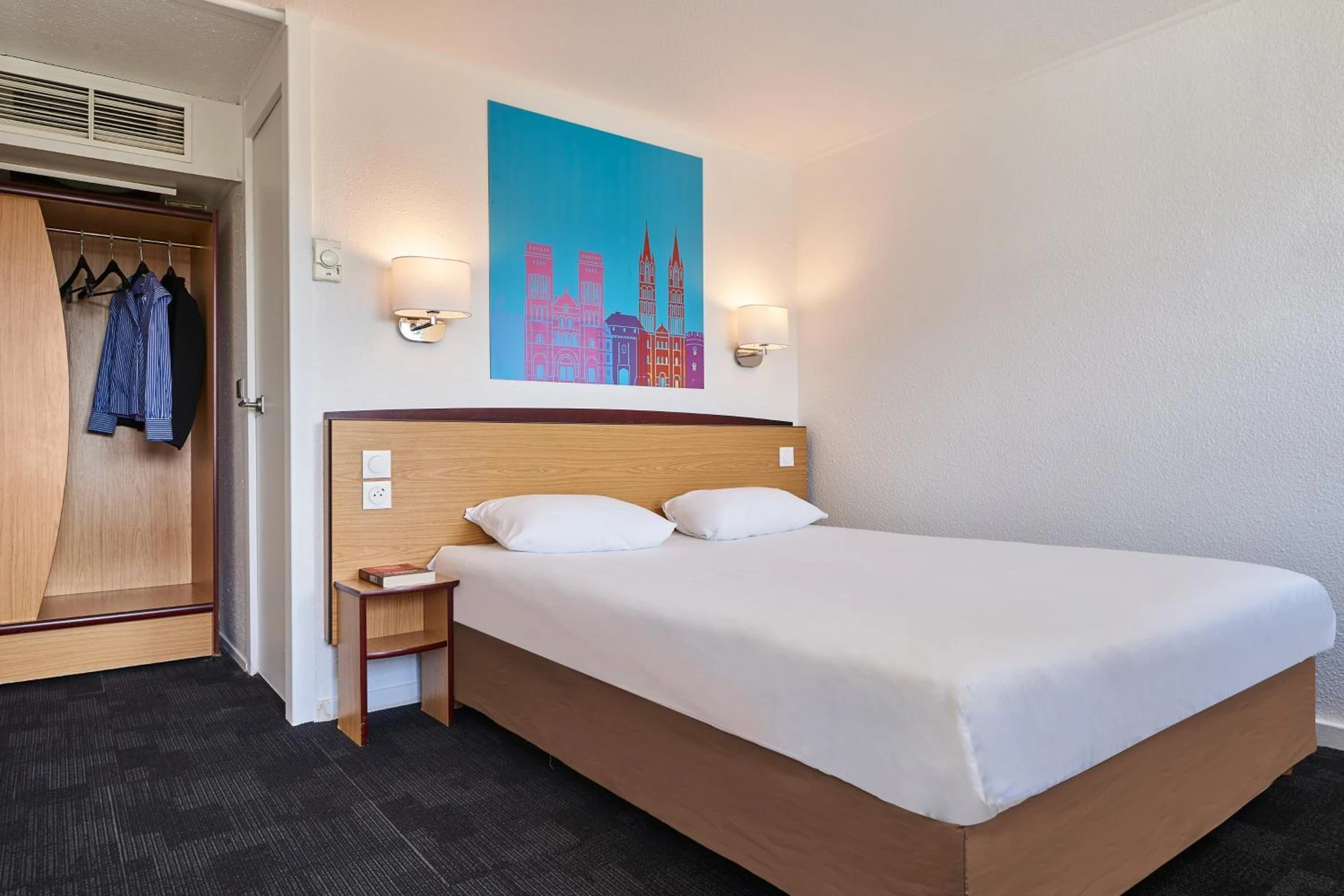 Chambre disponible pour un séminaire d'entreprise à Kyriad Direct Strasbourg Ouest - Zénith - Strasbourg