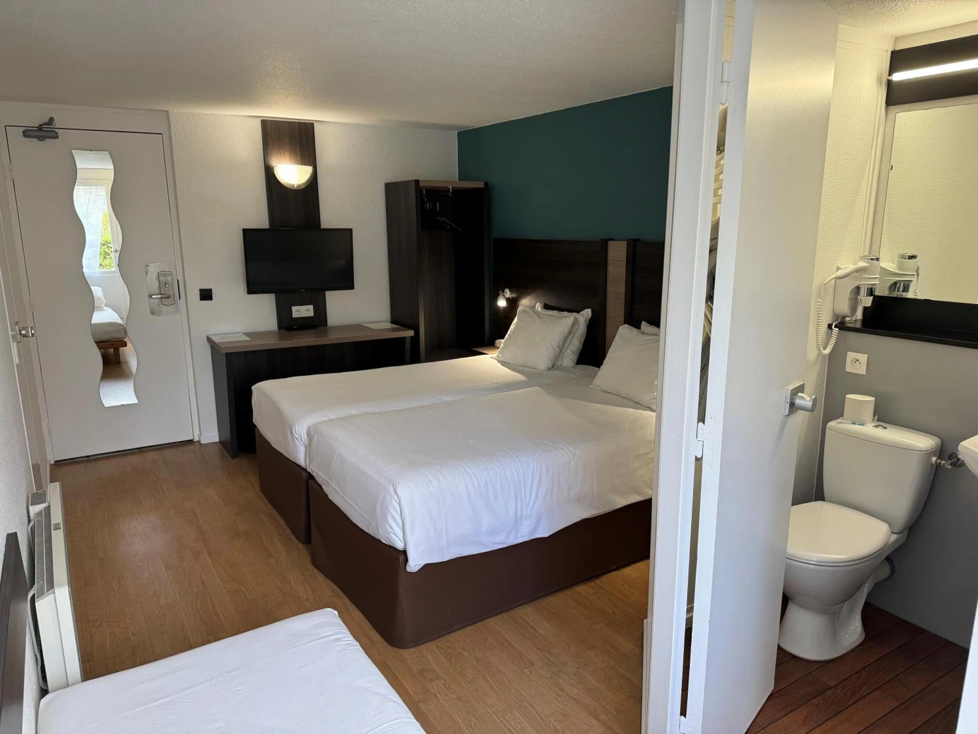 Magnifique chambre pour un séminaire d'entreprise à Kyriad Epernay - Épernay