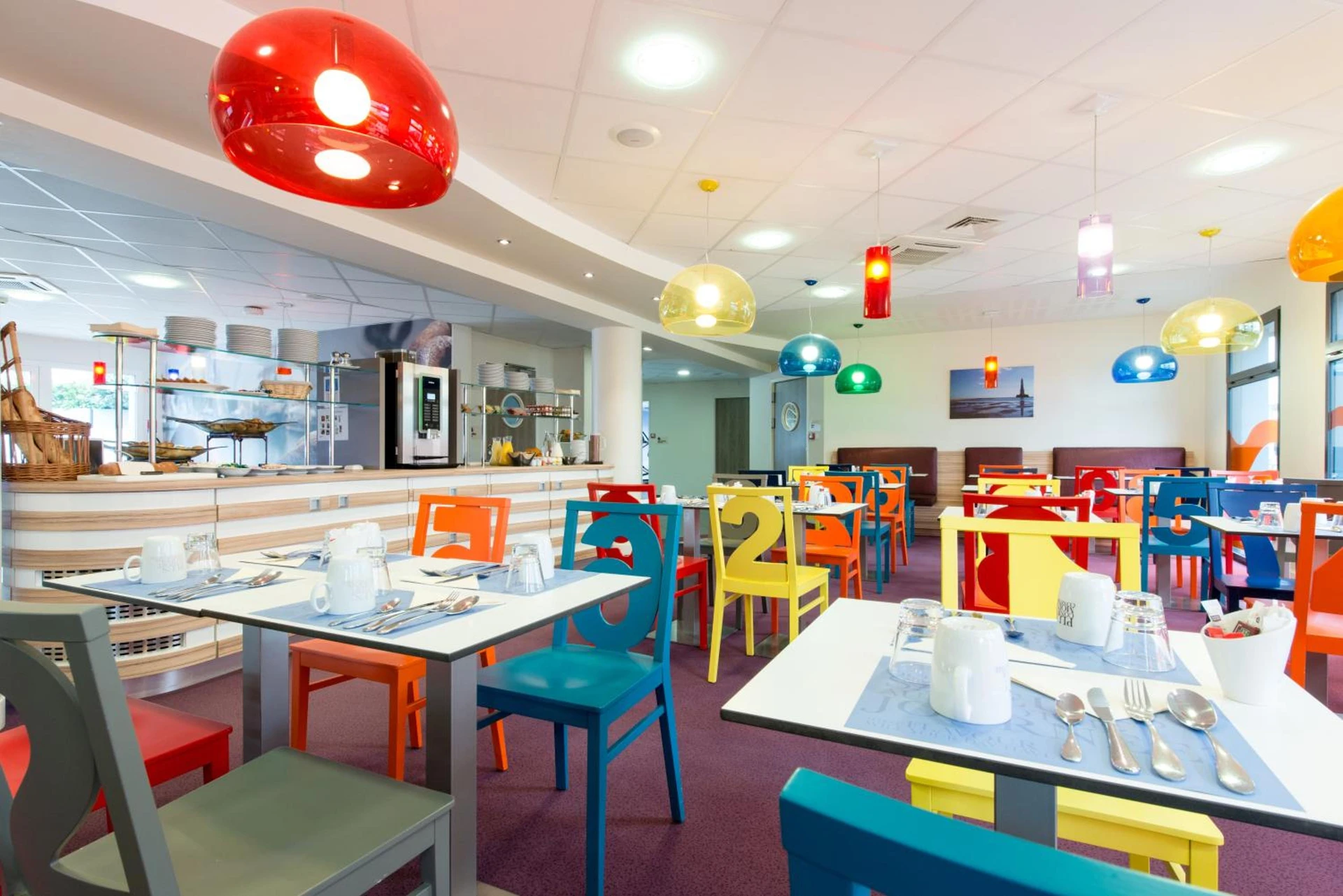 Lieu convivial pour un séminaire d'entreprise à Kyriad La Rochelle Centre - Les Minimes - La Rochelle - En savoir plus 