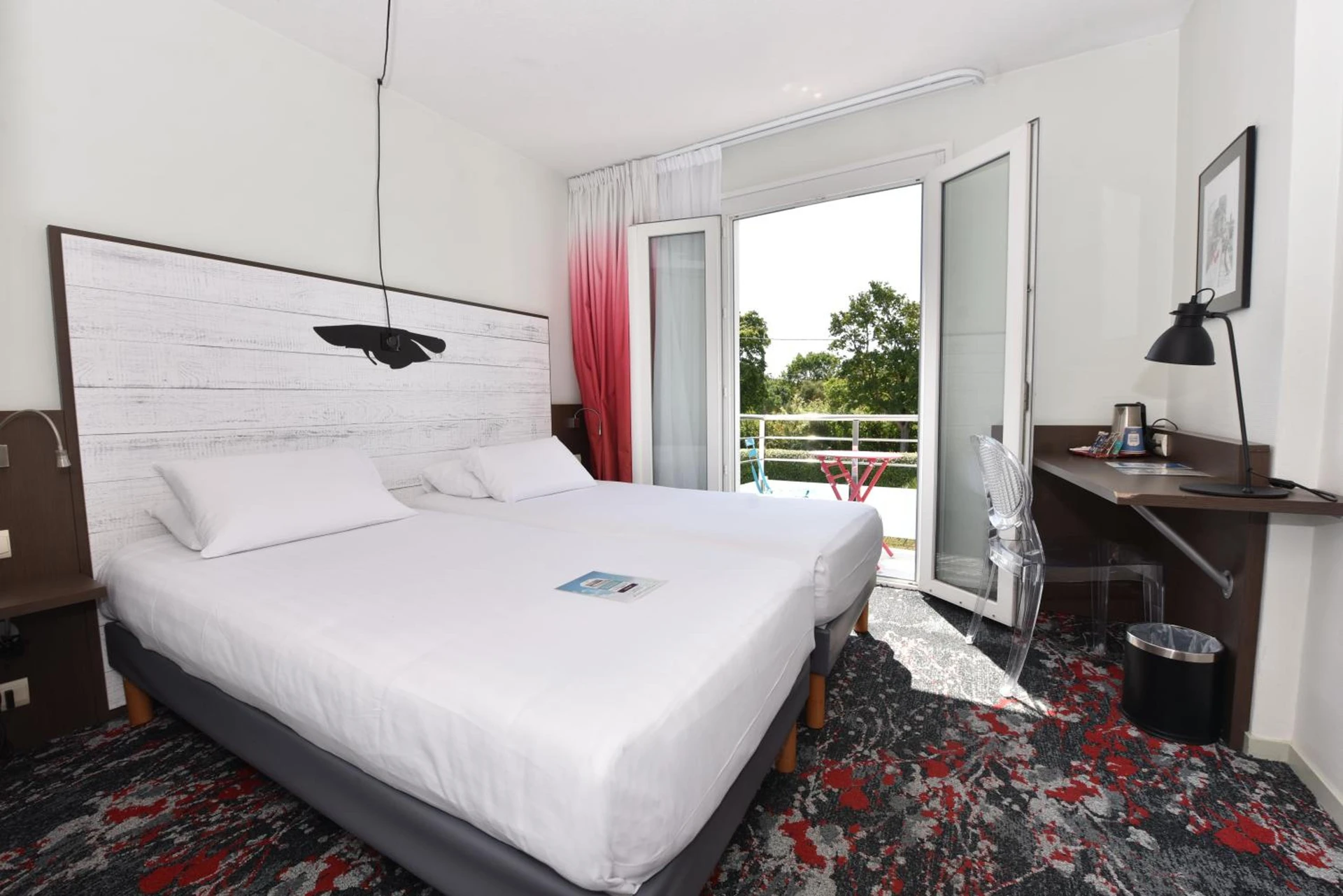 Chambre disponible pour un séminaire d'entreprise à Hôtel Kyriad La Rochelle Centre Ville - La Rochelle