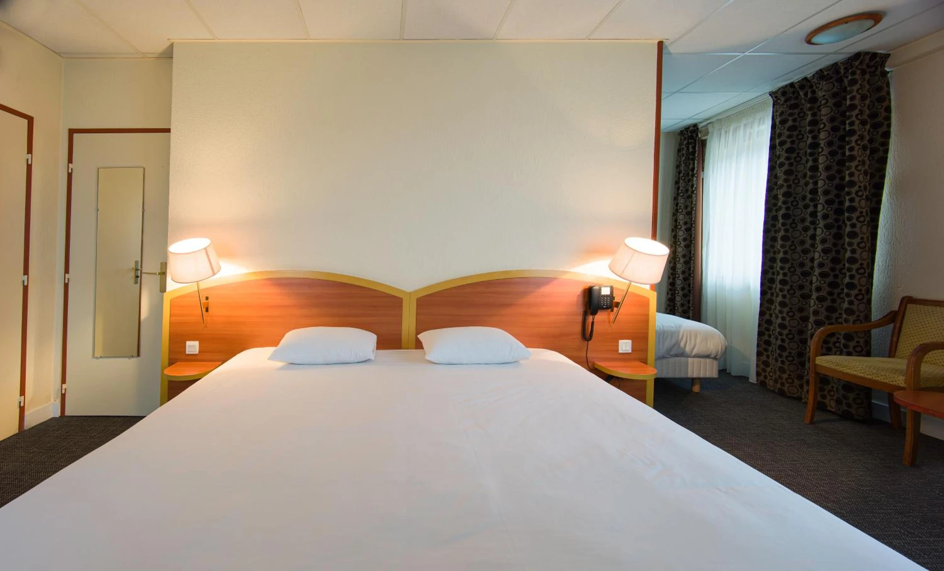 Magnifique chambre pour un séminaire d'entreprise à Kyriad Hotel Lamballe - Lamballe