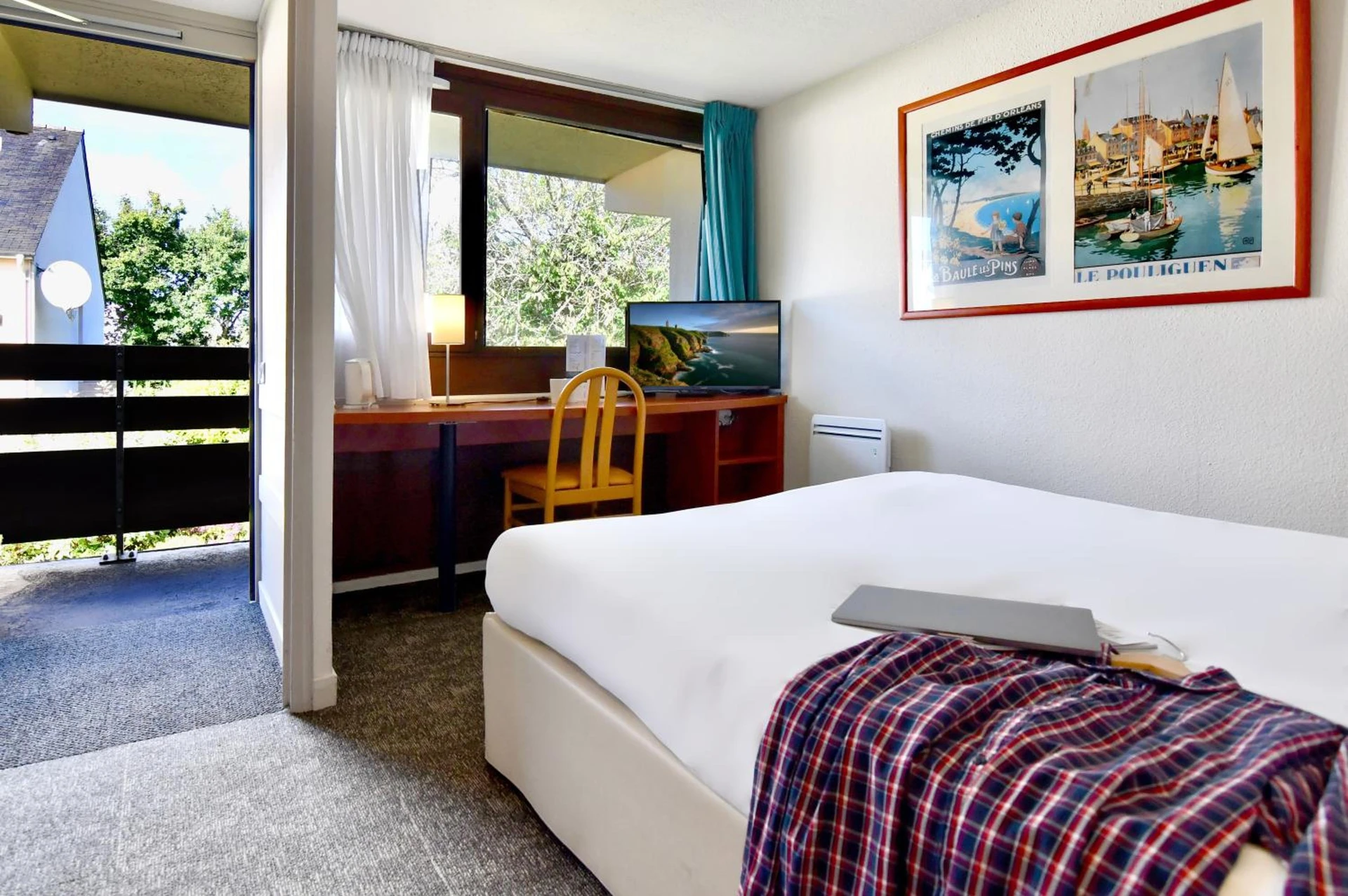 Chambre disponible pour un séminaire d'entreprise à Kyriad Lannion-Perros-Guirec - Lannion
