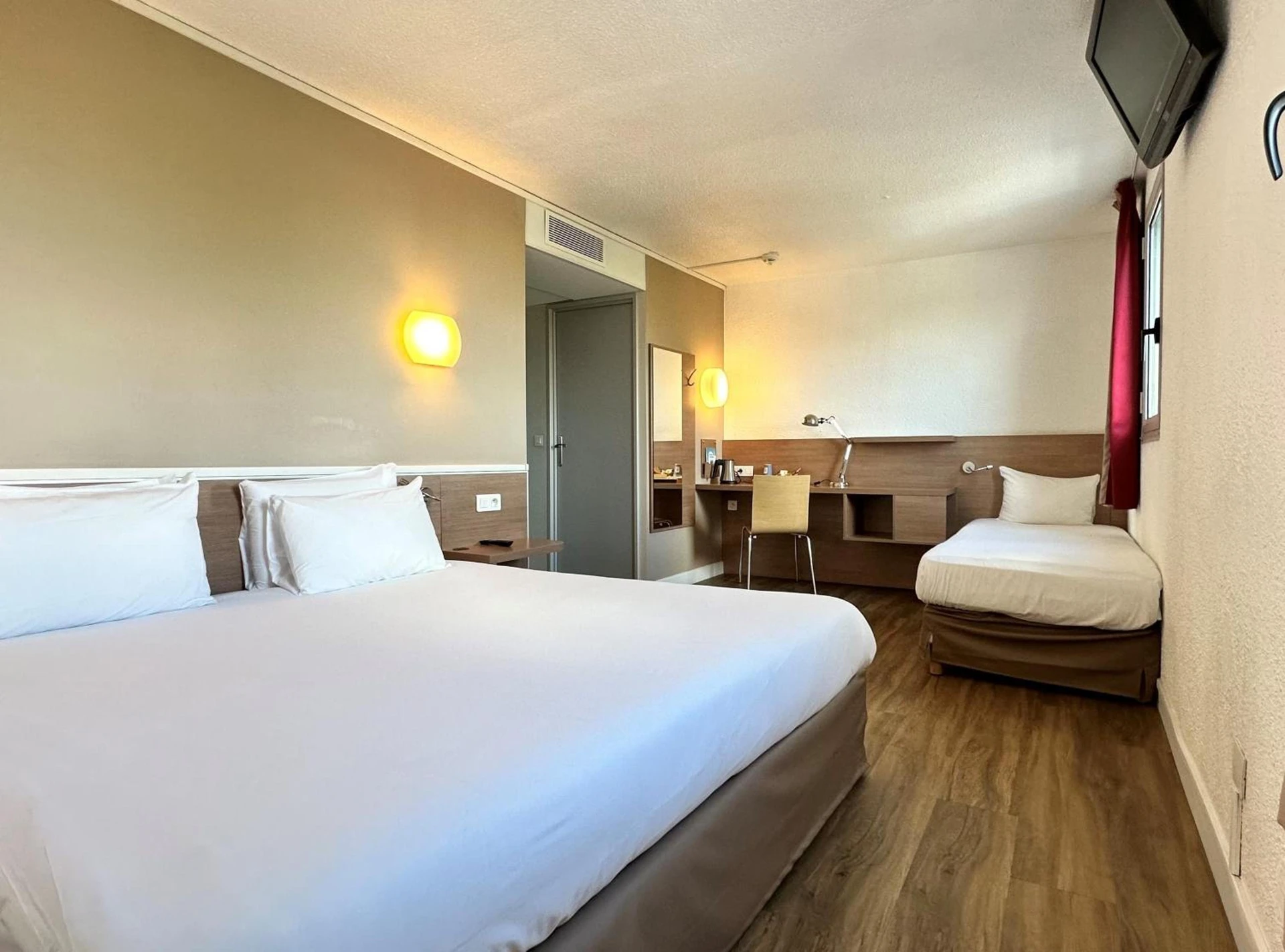 Chambre disponible pour un séminaire d'entreprise à Kyriad Le Bourget Centre- Parc Des Expositions - Le Bourget