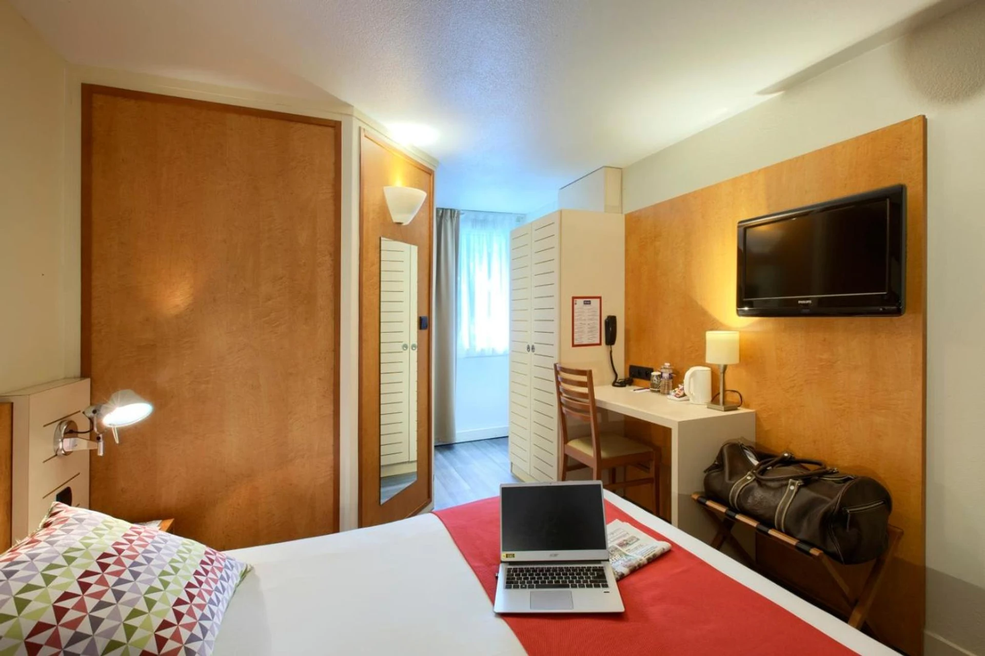 Chambre disponible pour un séminaire d'entreprise à Kyriad Libourne Saint Emilion - Arveyres