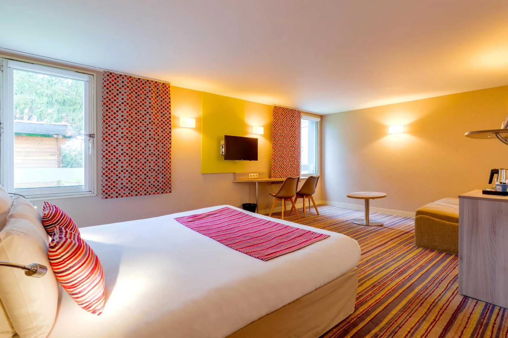 Chambre disponible pour un séminaire d'entreprise à Kyriad Lyon Est - Saint Bonnet De Mure - Saint-Bonnet-de-Mure