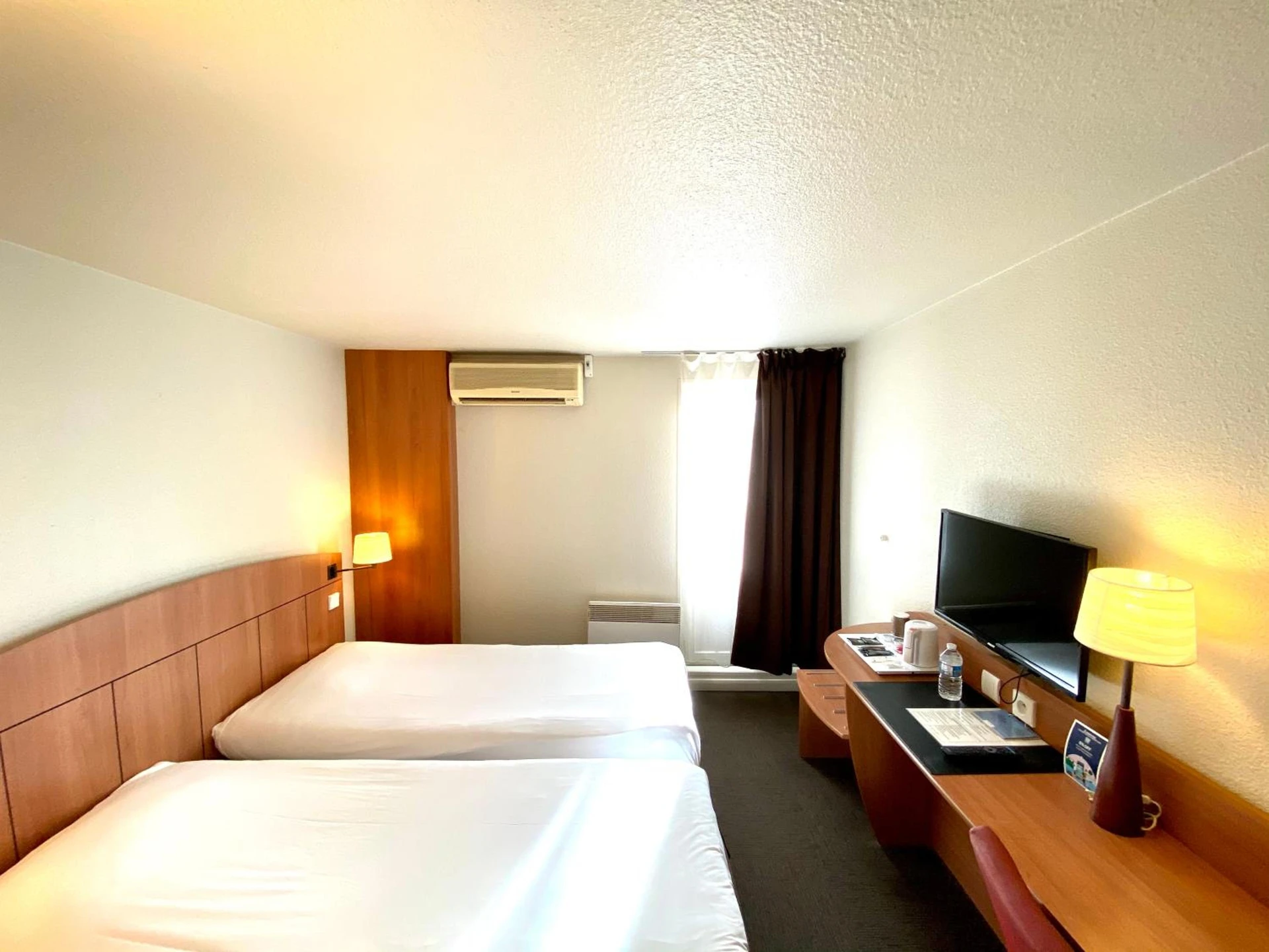 Chambre disponible pour un séminaire d'entreprise à Kyriad Montargis Amilly - Amilly