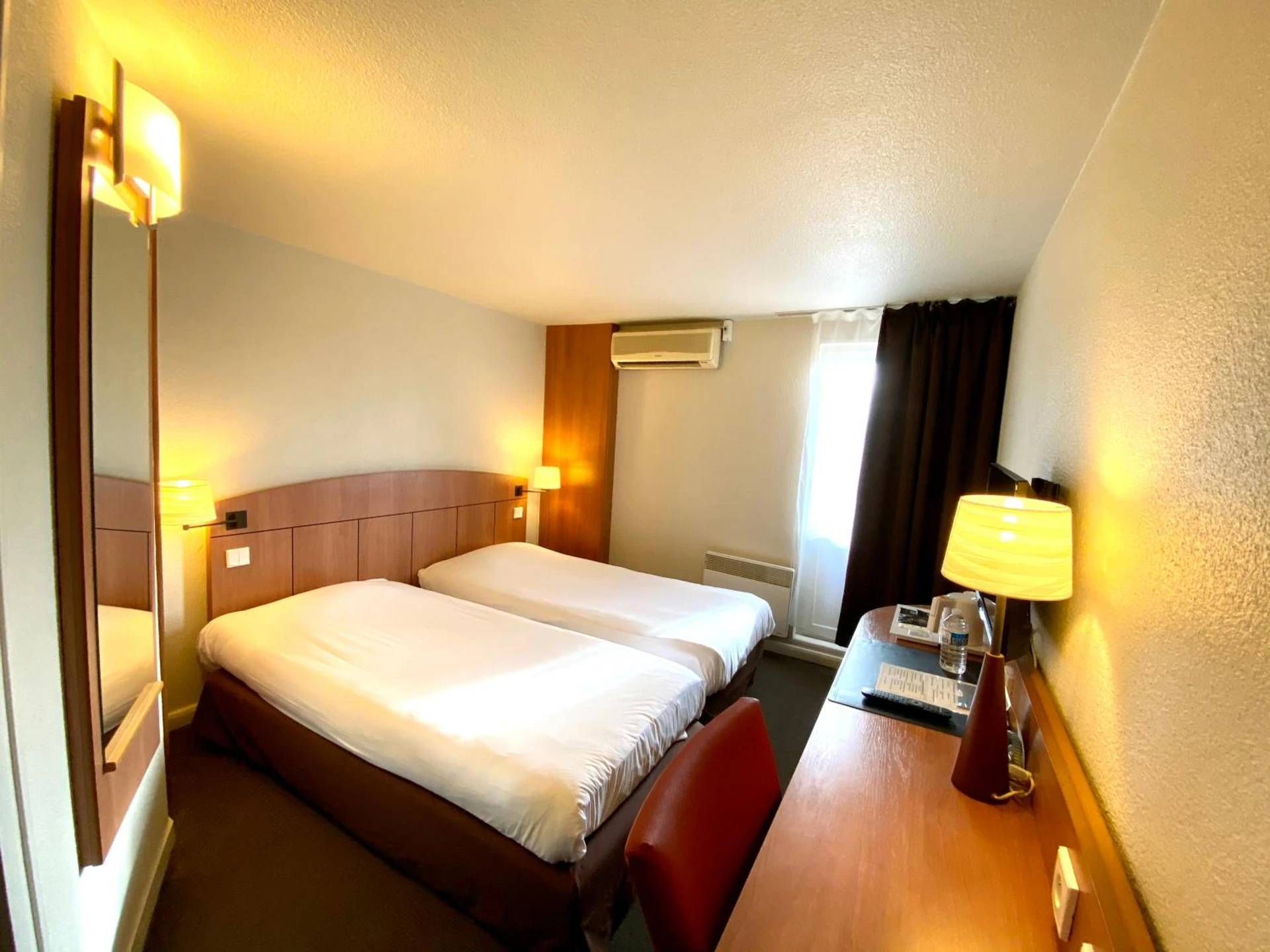 Chambre disponible pour un séminaire d'entreprise à Kyriad Montargis Amilly - Amilly