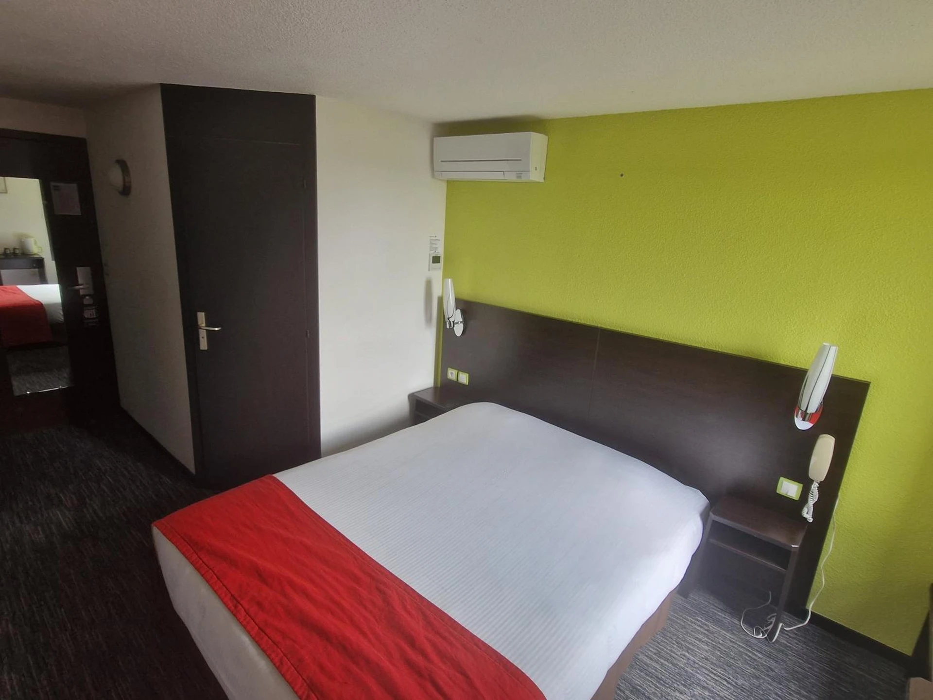 Chambre disponible pour un séminaire d'entreprise à Kyriad Montluçon - Saint Victor - Saint-Victor