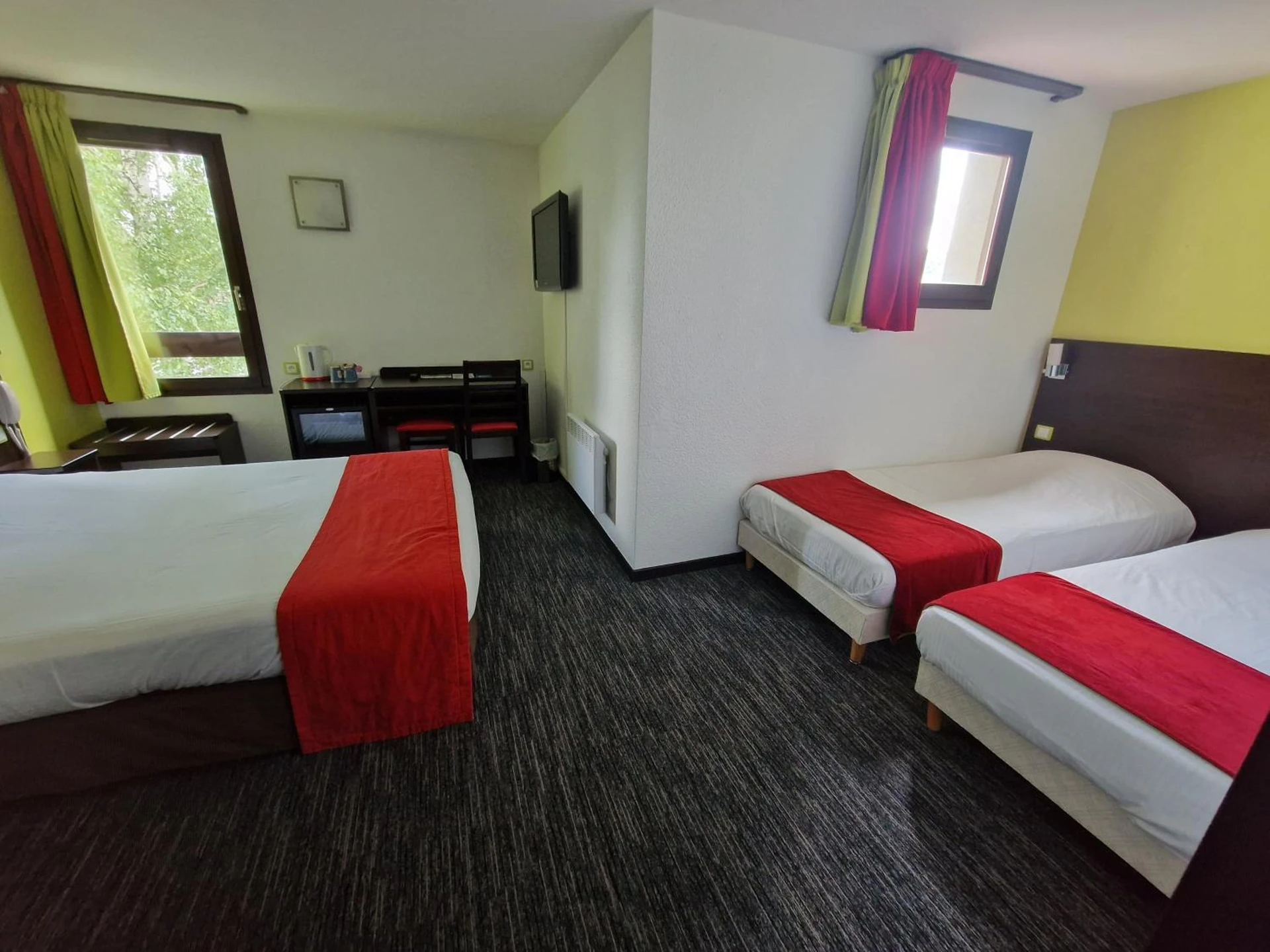 Chambre disponible pour un séminaire d'entreprise à Kyriad Montluçon - Saint Victor - Saint-Victor