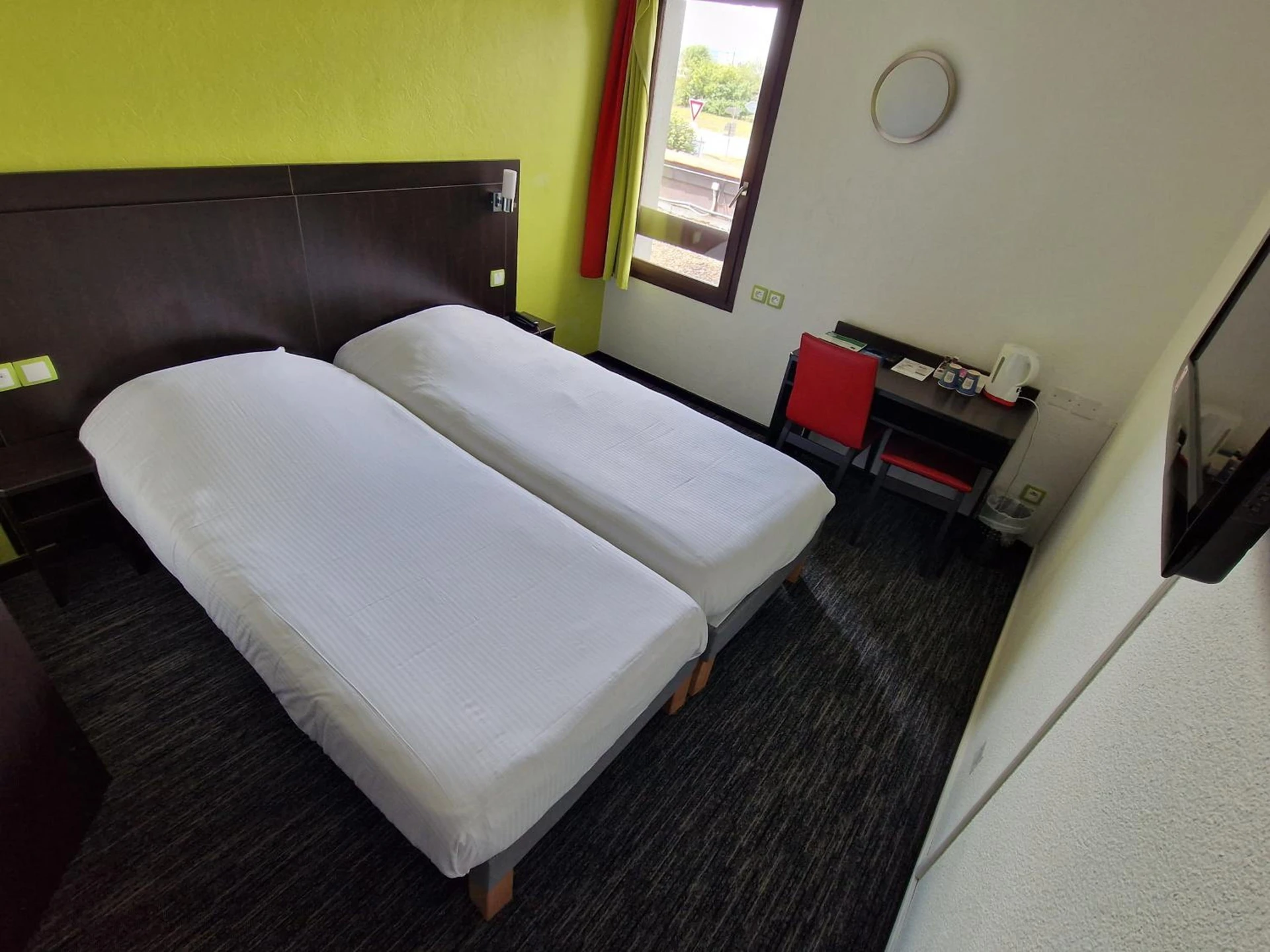 Chambre disponible pour un séminaire d'entreprise à Kyriad Montluçon - Saint Victor - Saint-Victor