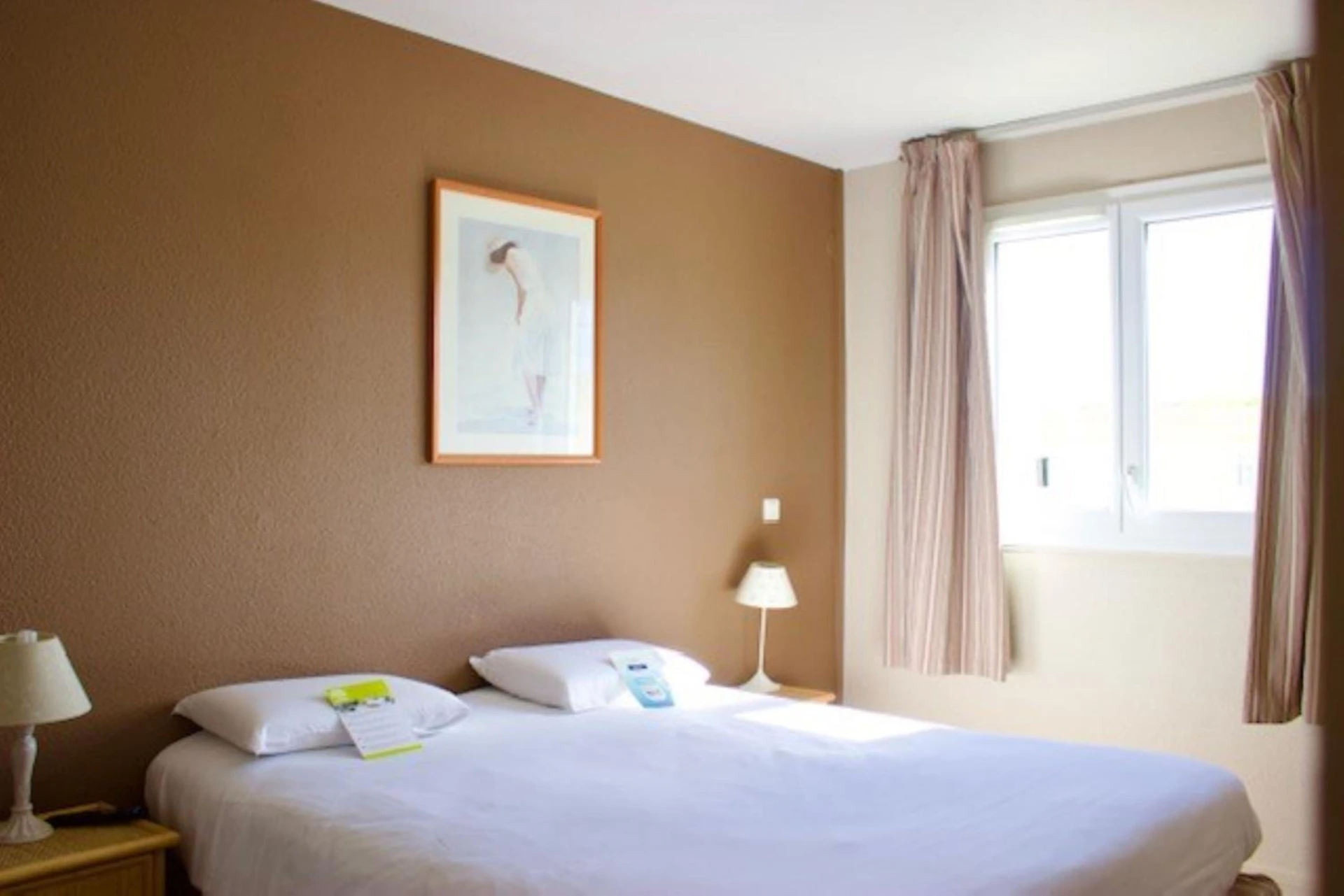 Magnifique chambre pour un séminaire d'entreprise à Kyriad Hotel Montpellier Centre Antigone - Montpellier