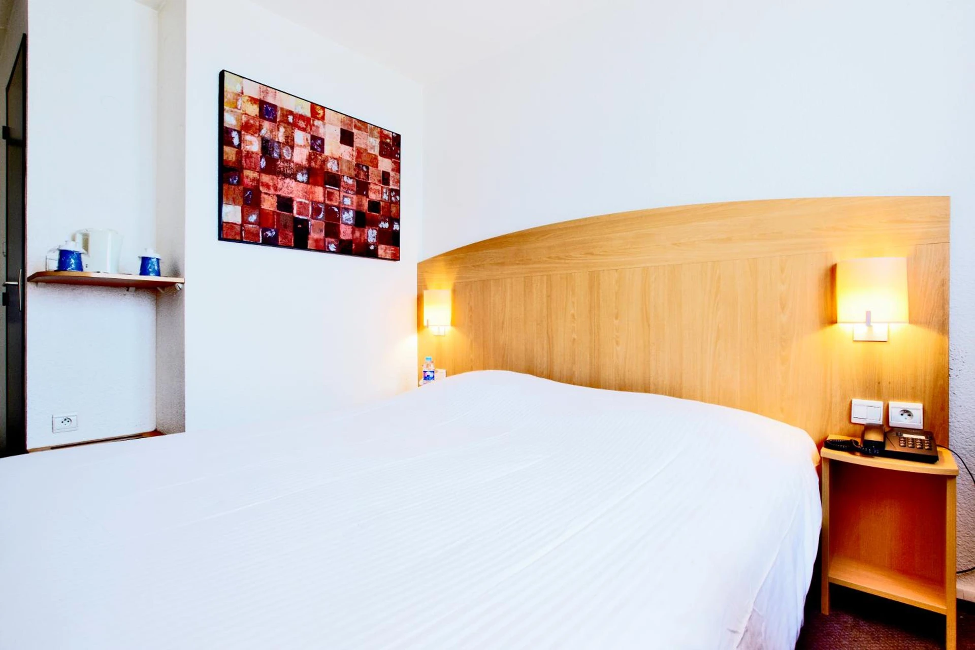 Chambre disponible pour un séminaire d'entreprise à Hôtel Restaurant Kyriad Mulhouse Nord Illzach - Illzach