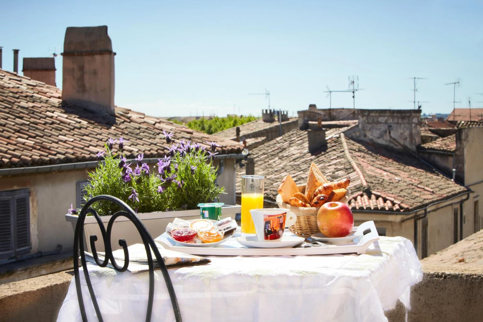 Lieu convivial pour un séminaire d'entreprise à Kyriad Nimes Centre - Nîmes - En savoir plus 