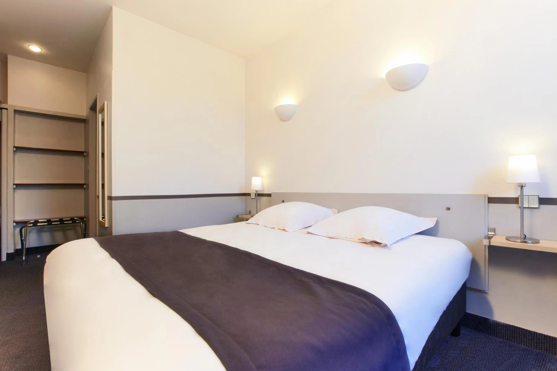Chambre disponible pour un séminaire d'entreprise à Kyriad Nimes Centre - Nîmes