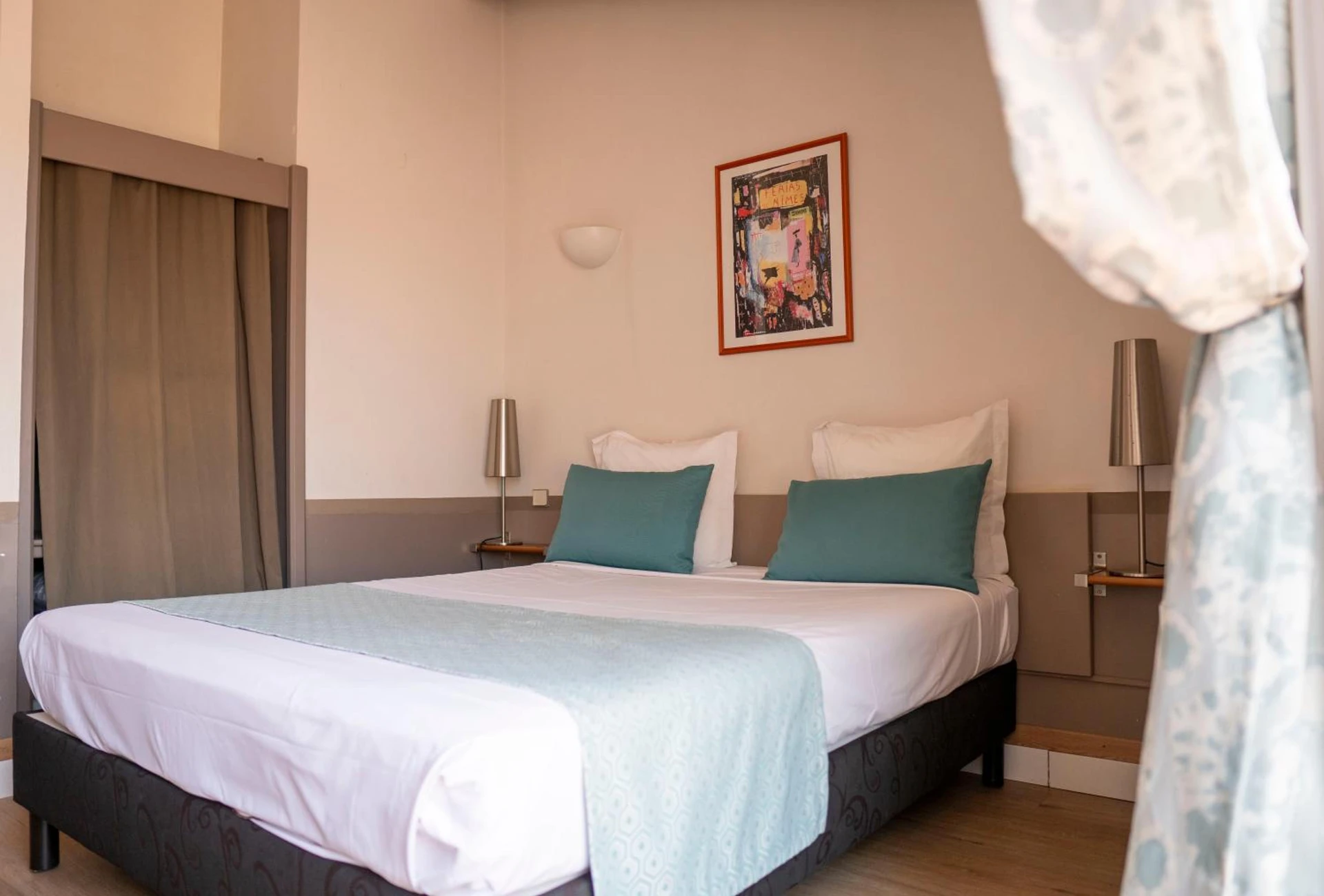 Chambre disponible pour un séminaire d'entreprise à Kyriad Nimes Centre - Nîmes