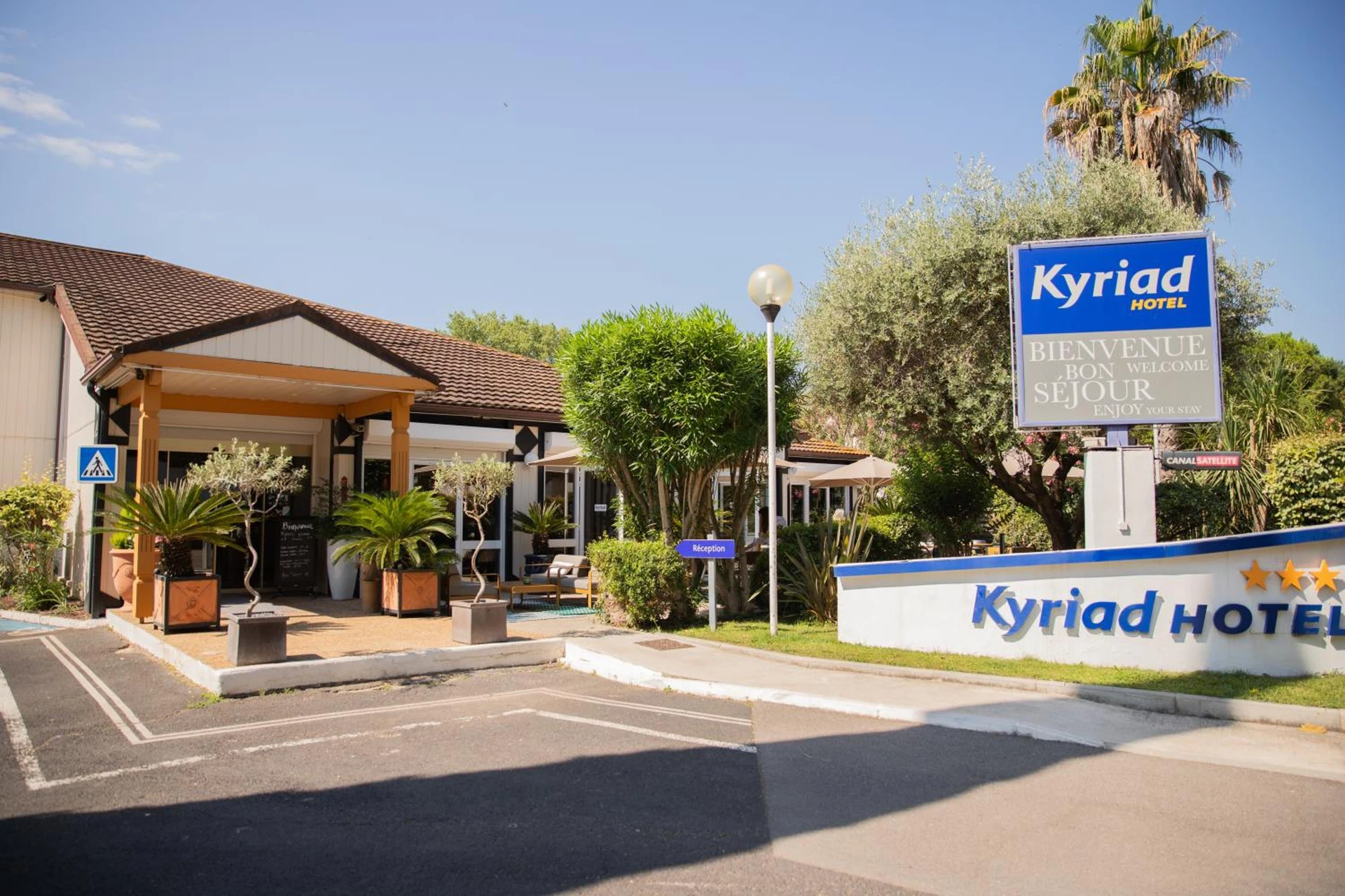 Chambre à Kyriad Nîmes Ouest A9 - Organiser un séminaire d'entreprise à Nîmes