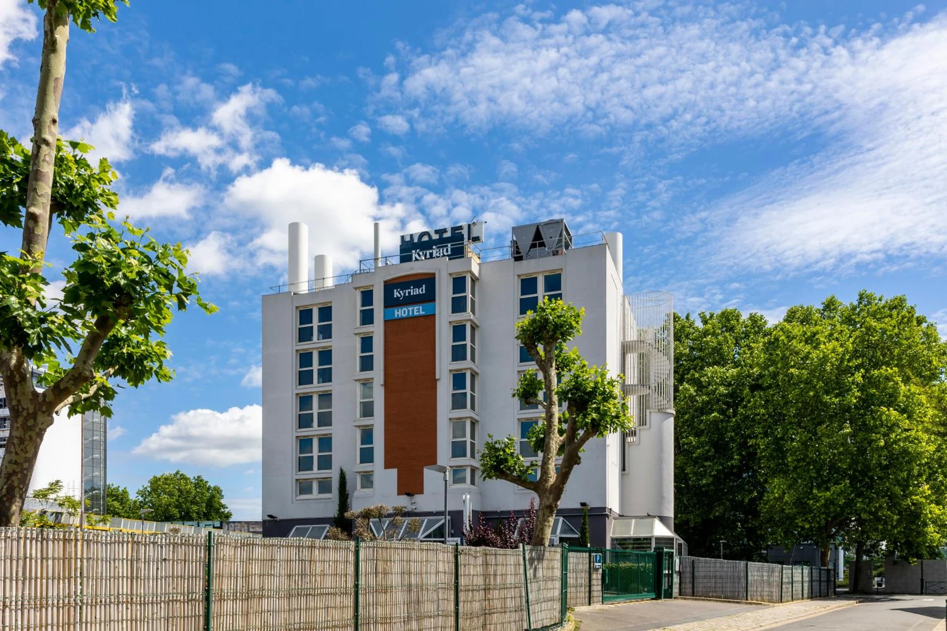 Organiser un séminaire d'entreprise : Kyriad Paris Ouest - Colombes à colombes