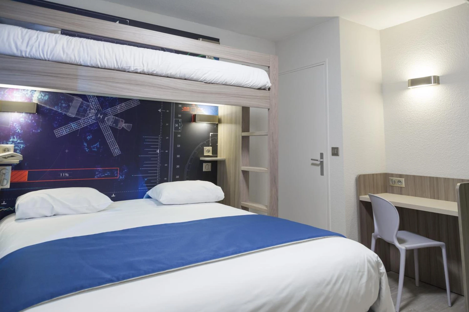 Magnifique chambre pour un séminaire d'entreprise à Kyriad Poitiers Jules Verne Site du Futuroscope - Chasseneuil-du-Poitou