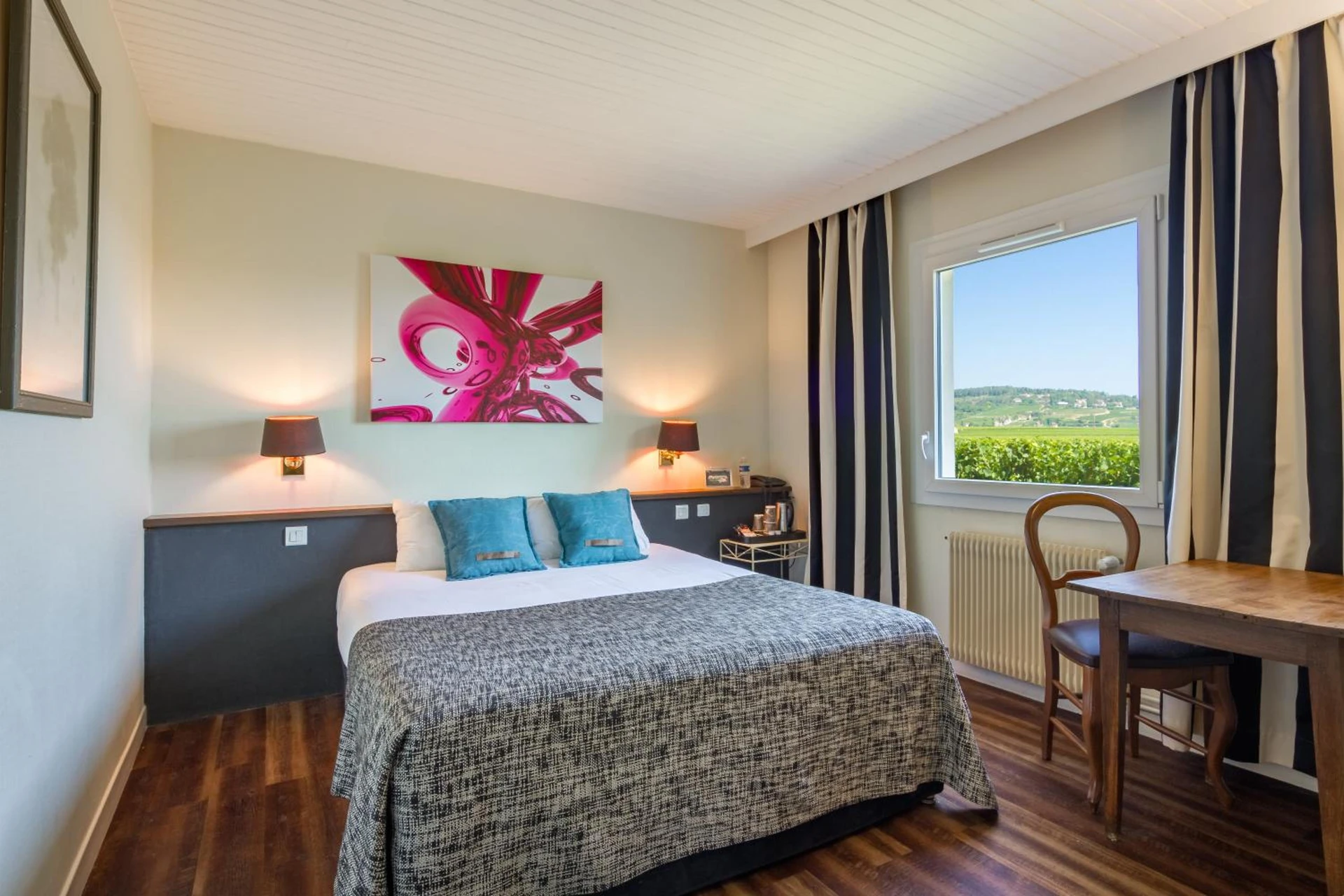 Chambre à Kyriad Prestige Beaune le Panorama - Organiser un séminaire d'entreprise à Beaune