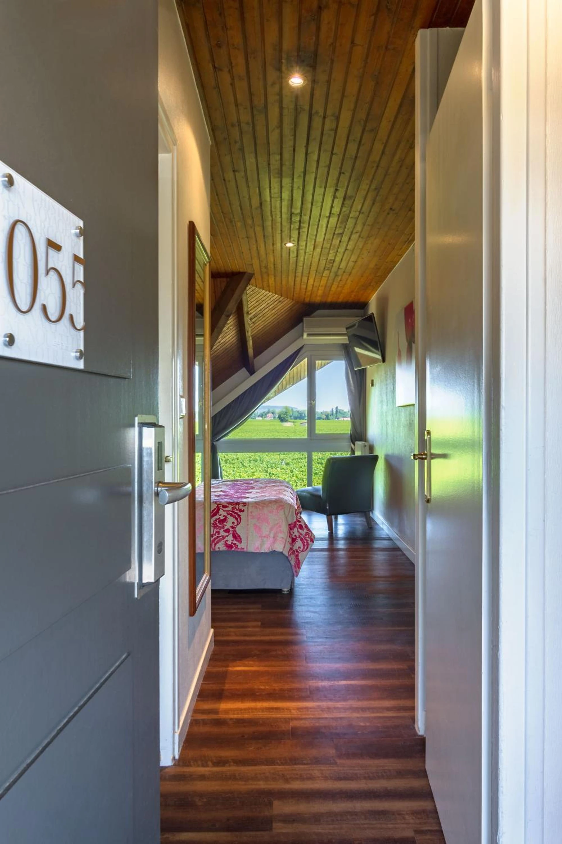 Chambre disponible pour un séminaire d'entreprise à Kyriad Prestige Beaune le Panorama - Beaune