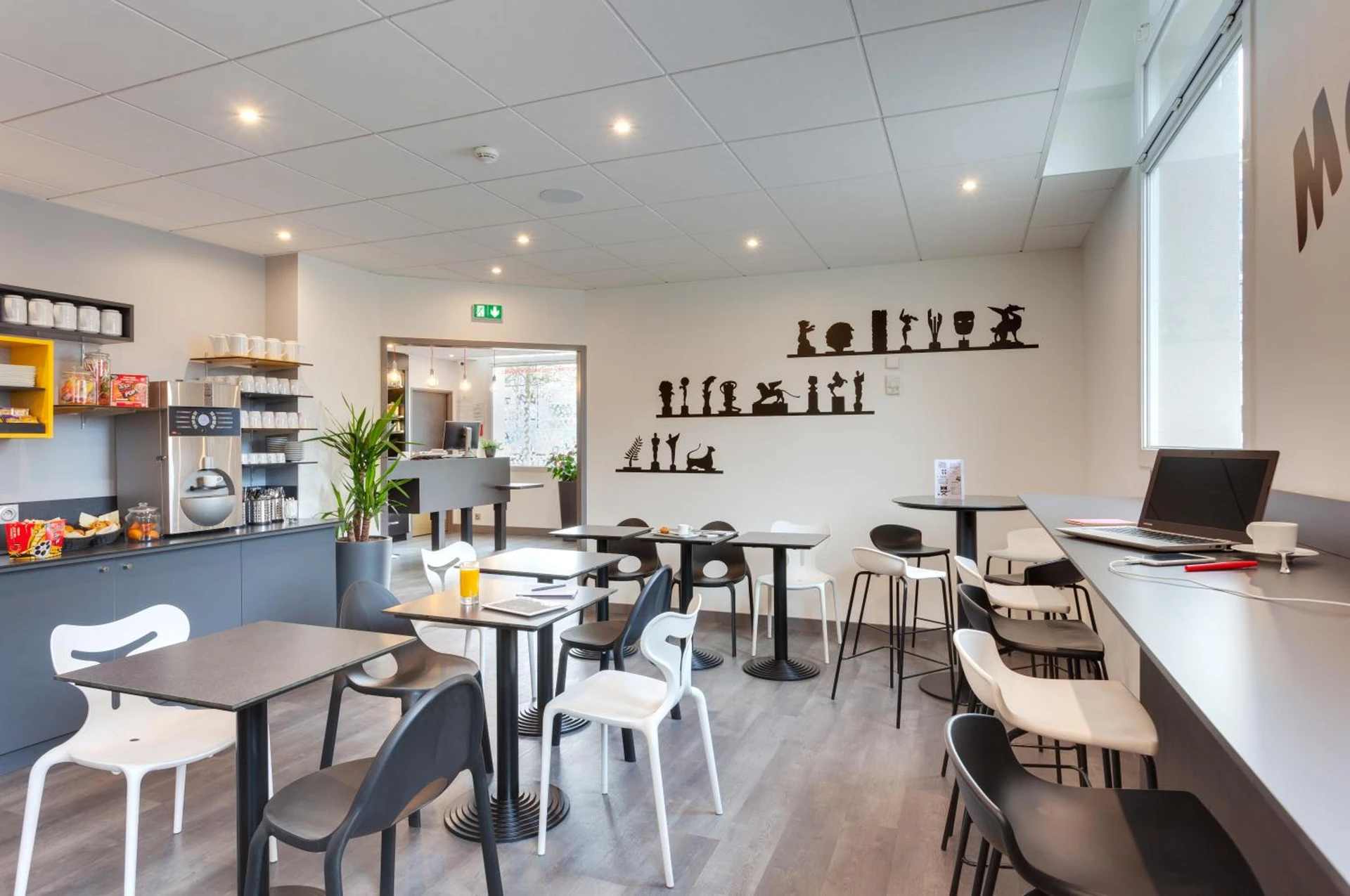 Ambiance de travail pour séminaire d'entreprise à Hôtel Kyriad Rennes Centre Gare - Rennes