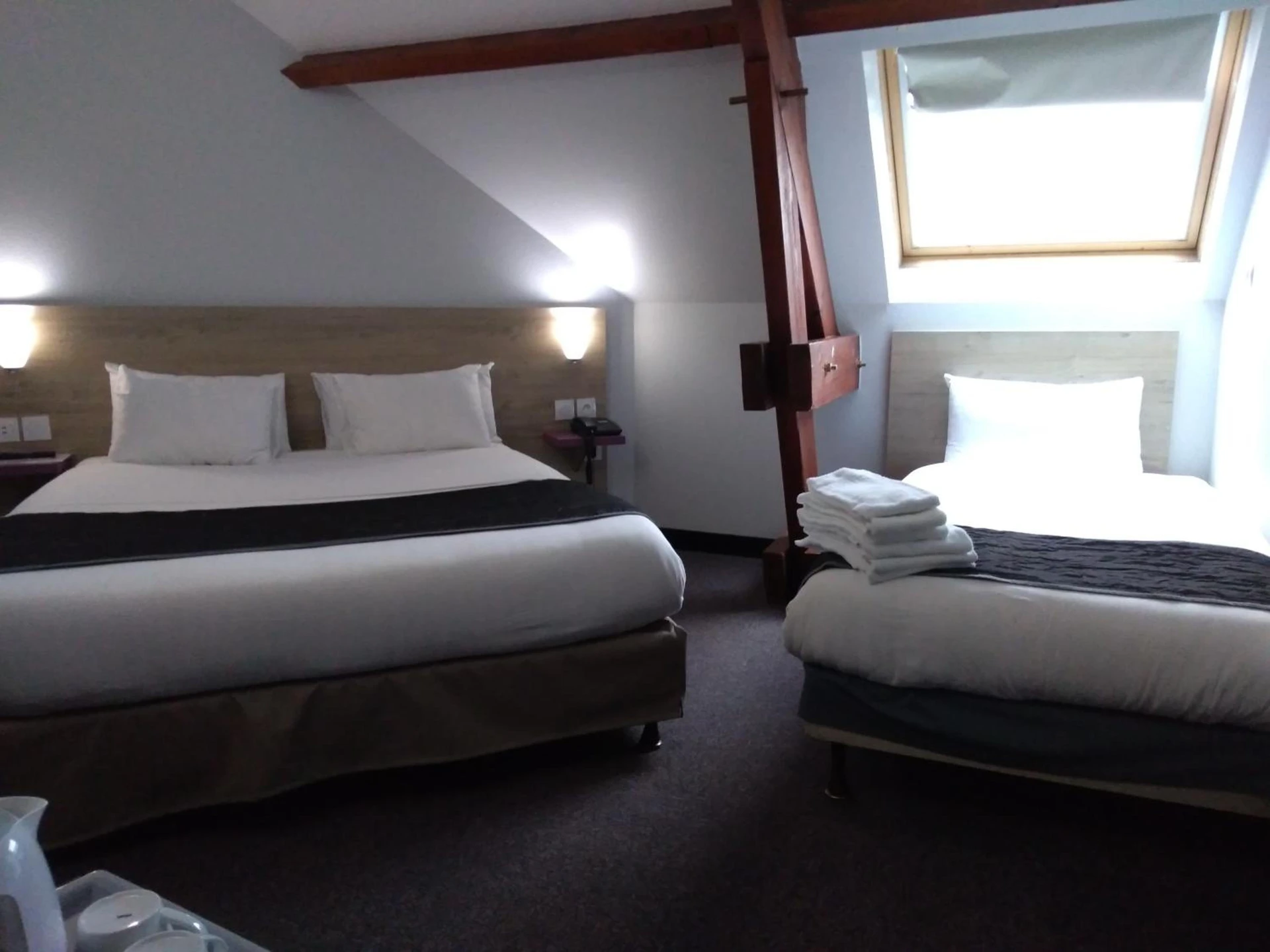 Chambre disponible pour un séminaire d'entreprise à Kyriad Saint Fargeau Ponthierry - Apollonia - Saint-Fargeau-Ponthierry