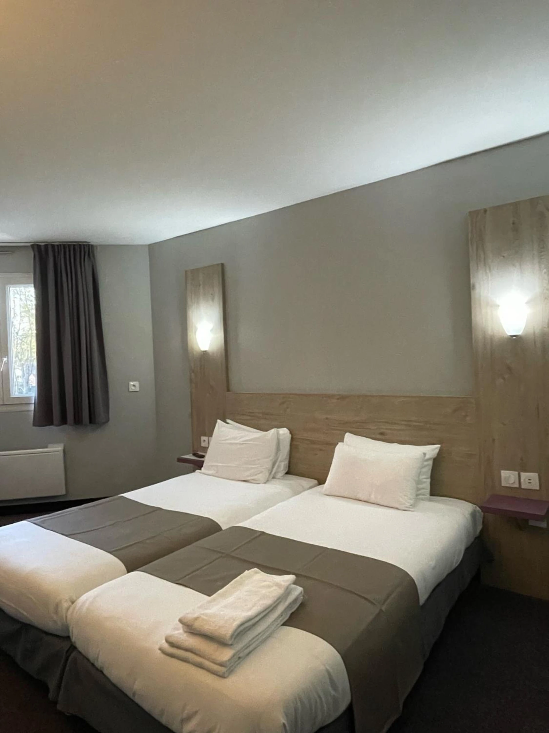 Magnifique chambre pour un séminaire d'entreprise à Kyriad Saint Fargeau Ponthierry - Apollonia - Saint-Fargeau-Ponthierry