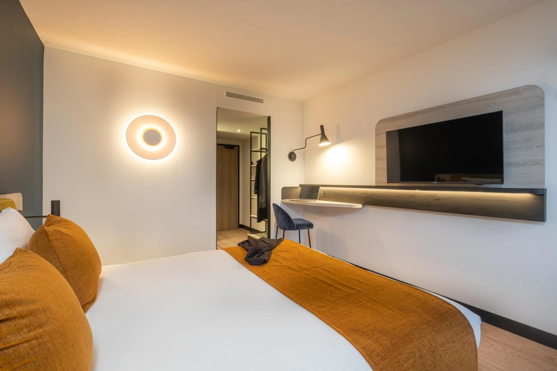 Chambre disponible pour un séminaire d'entreprise à Kyriad Tours Sud - Ballan Mire - Ballan-Miré