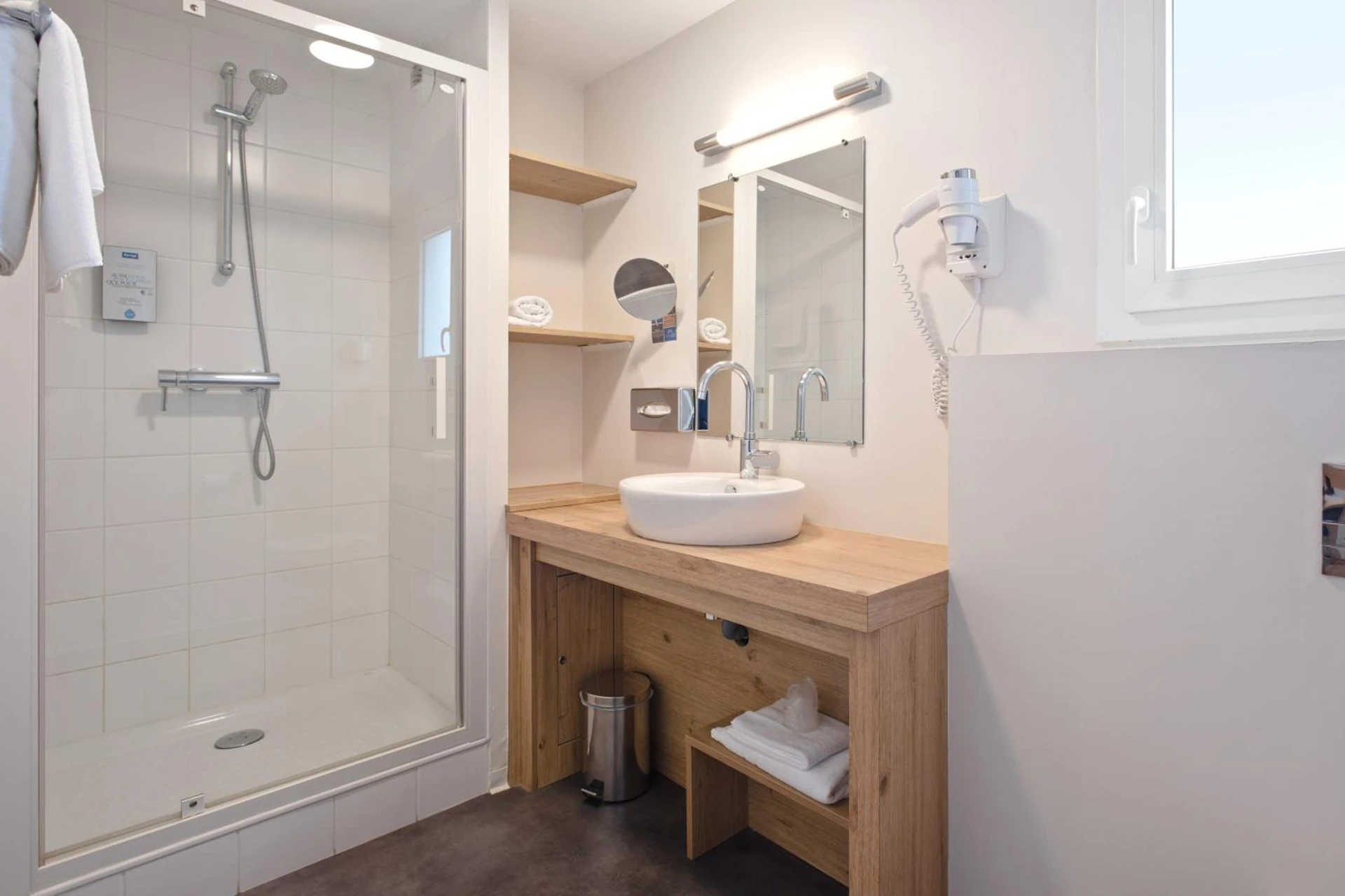 Magnifique chambre pour un séminaire d'entreprise à Kyriad Vannes Centre Ville - Vannes