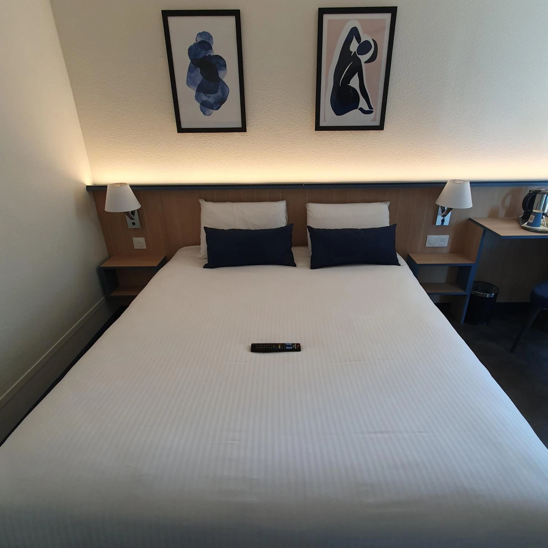 Chambre disponible pour un séminaire d'entreprise à Kyriad Villefranche Sur Saone - Villefranche-sur-Saône