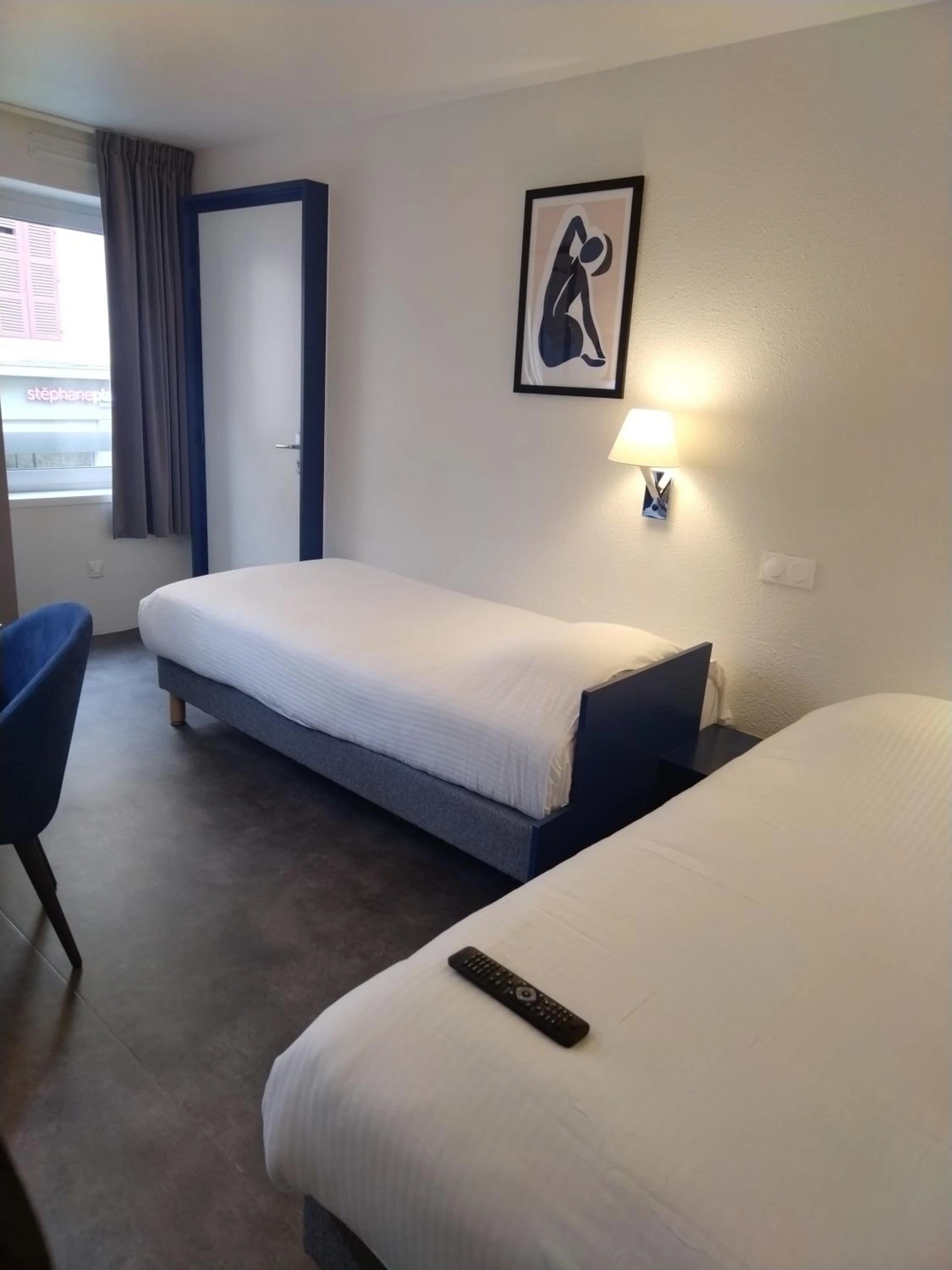 Magnifique chambre pour un séminaire d'entreprise à Kyriad Villefranche Sur Saone - Villefranche-sur-Saône