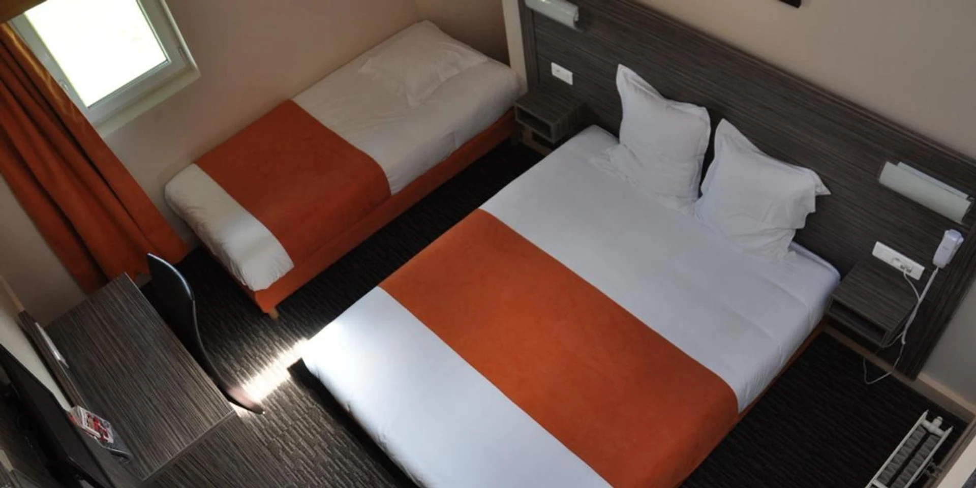 Chambre disponible pour un séminaire d'entreprise à The Originals City, Hôtel L'Acropole, Saint-Etienne Sud - La Ricamarie