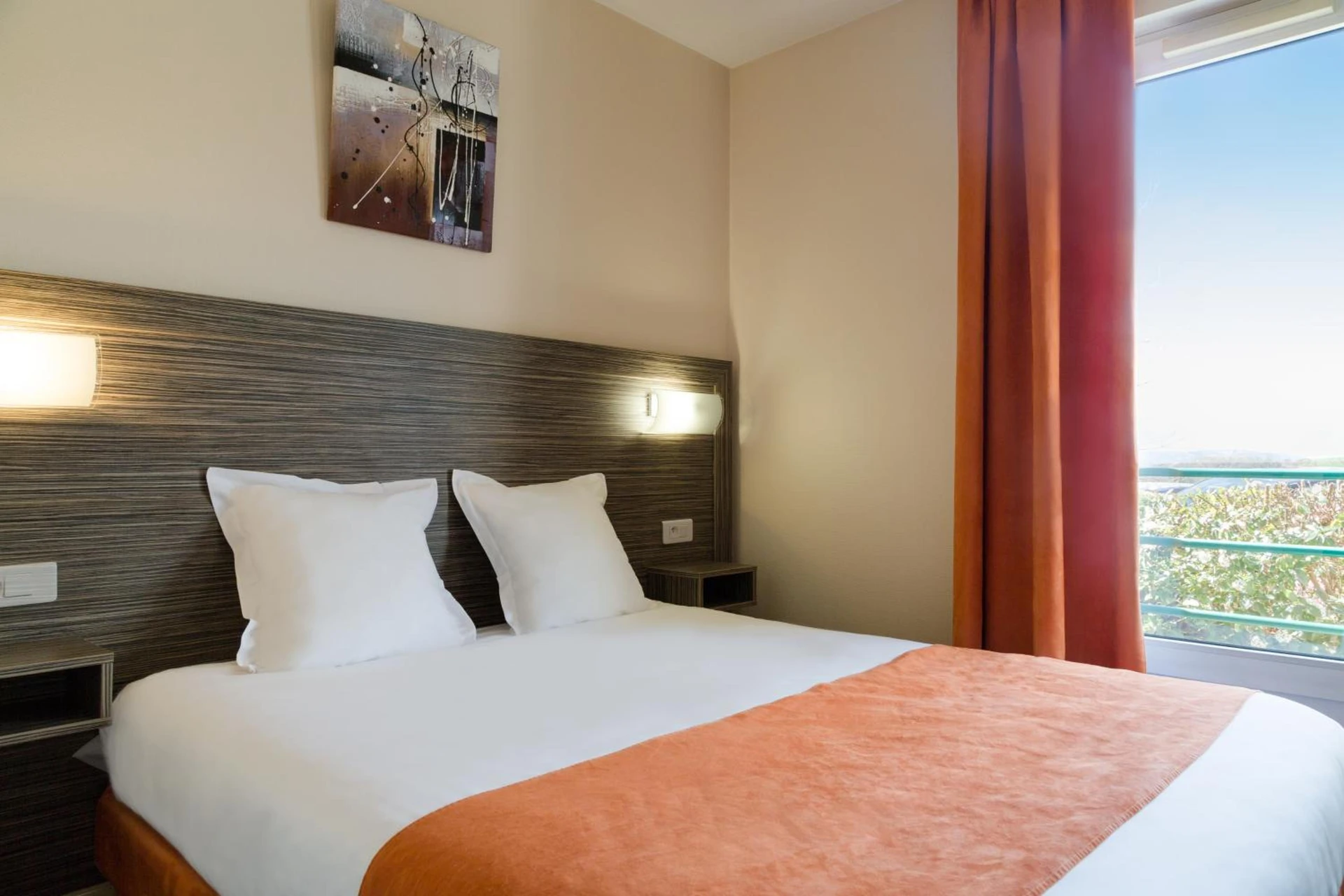 Chambre disponible pour un séminaire d'entreprise à The Originals City, Hôtel L'Acropole, Saint-Etienne Sud - La Ricamarie